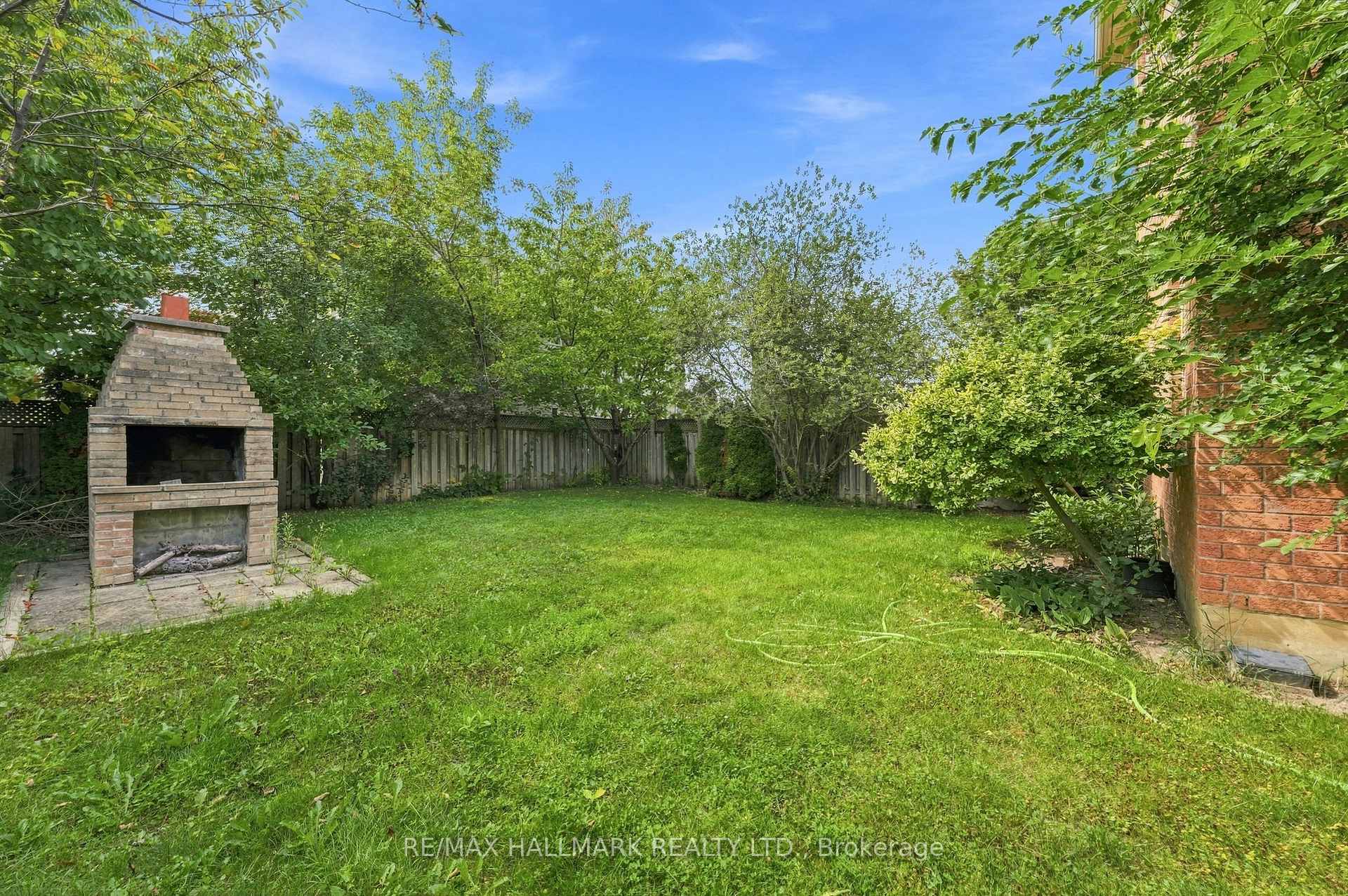 Photo 33 of 1 Vitlor Drive, Richmond Hill, Oak Ridges — HOMEH