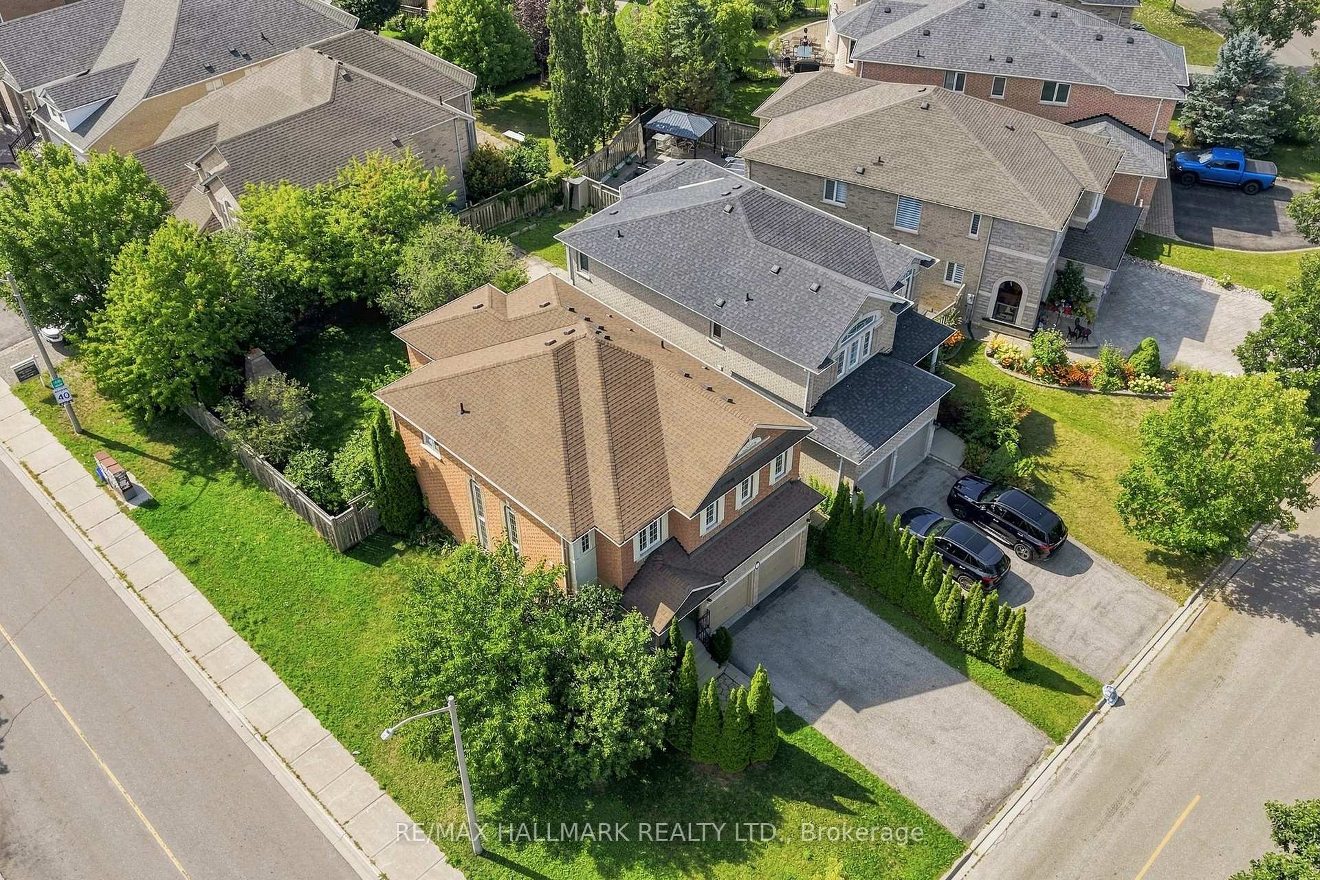 Photo 37 of 1 Vitlor Drive, Richmond Hill, Oak Ridges — HOMEH