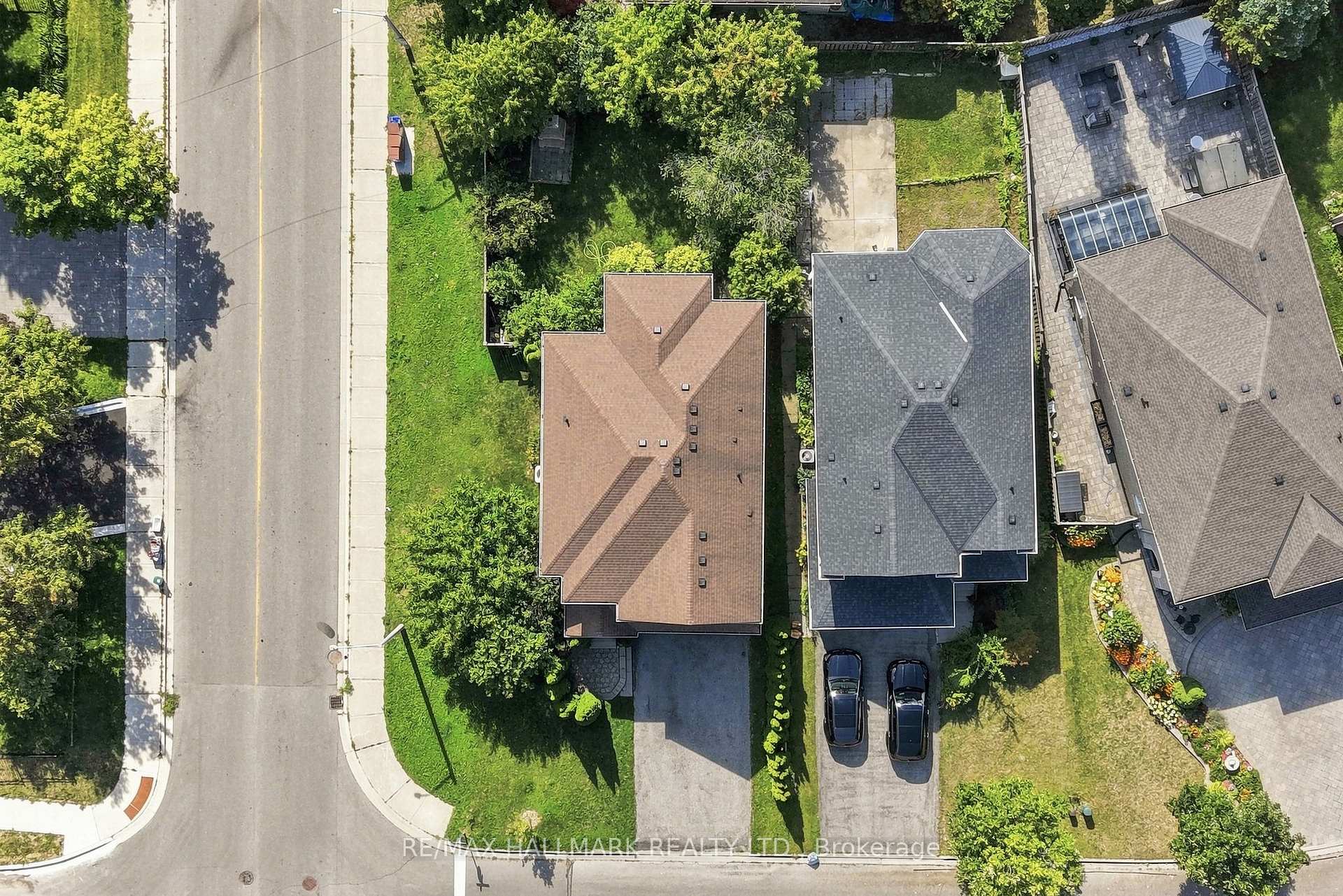Photo 38 of 1 Vitlor Drive, Richmond Hill, Oak Ridges — HOMEH