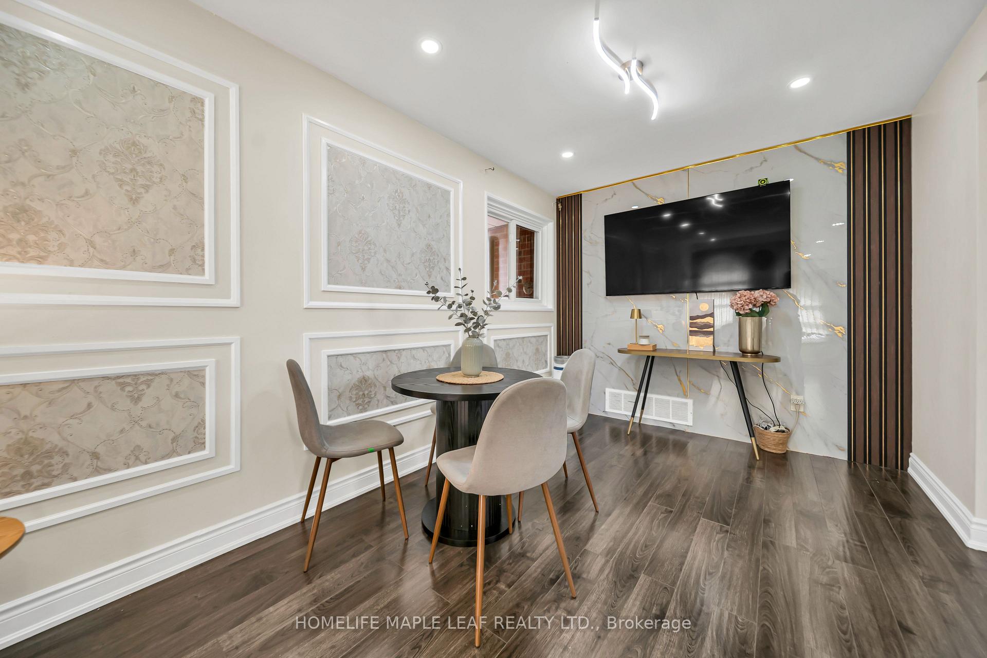 Photo 6 of 62 Marchbank Crescent, Brampton, Central Park — HOMEH