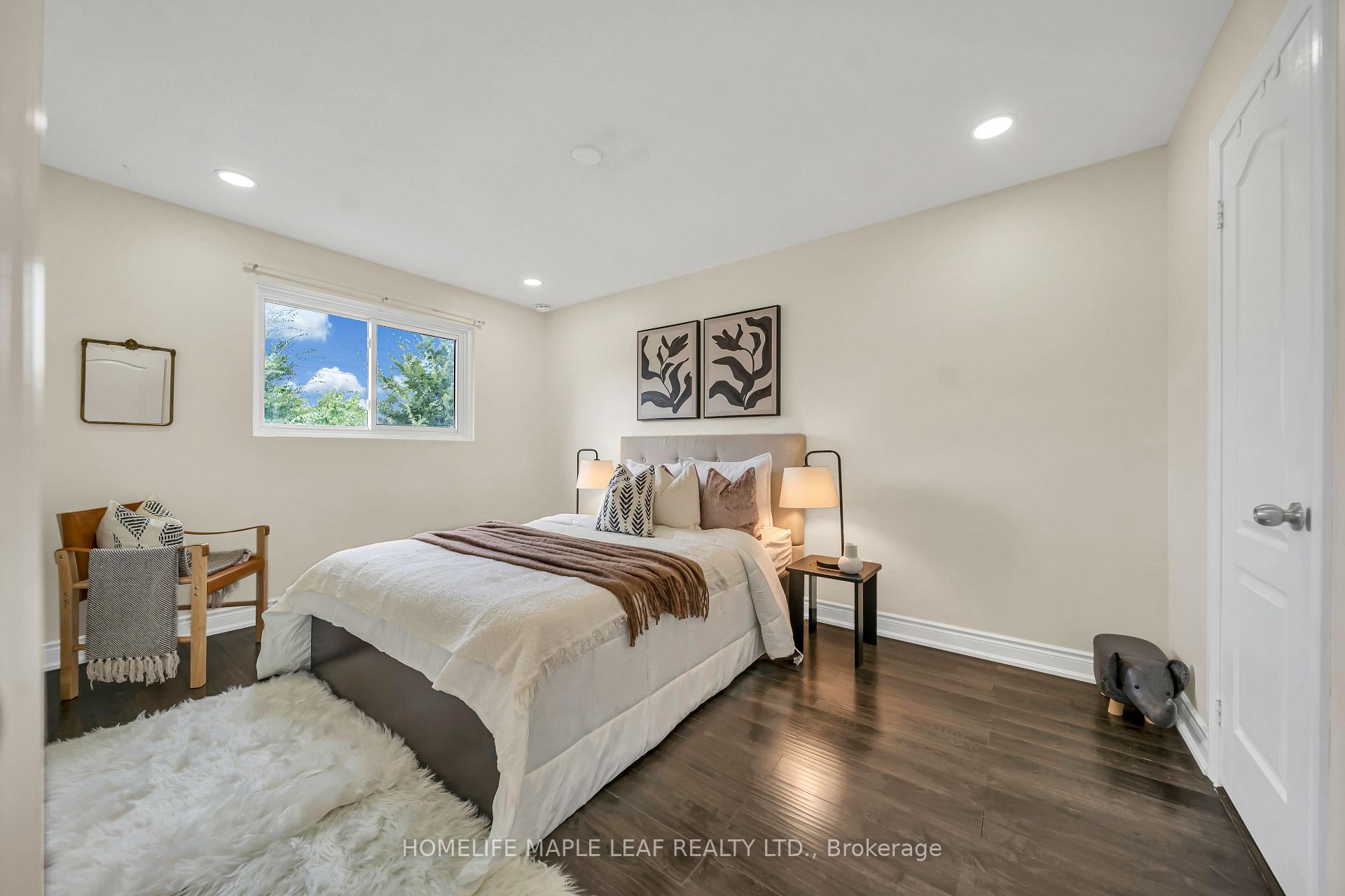 Photo 14 of 62 Marchbank Crescent, Brampton, Central Park — HOMEH