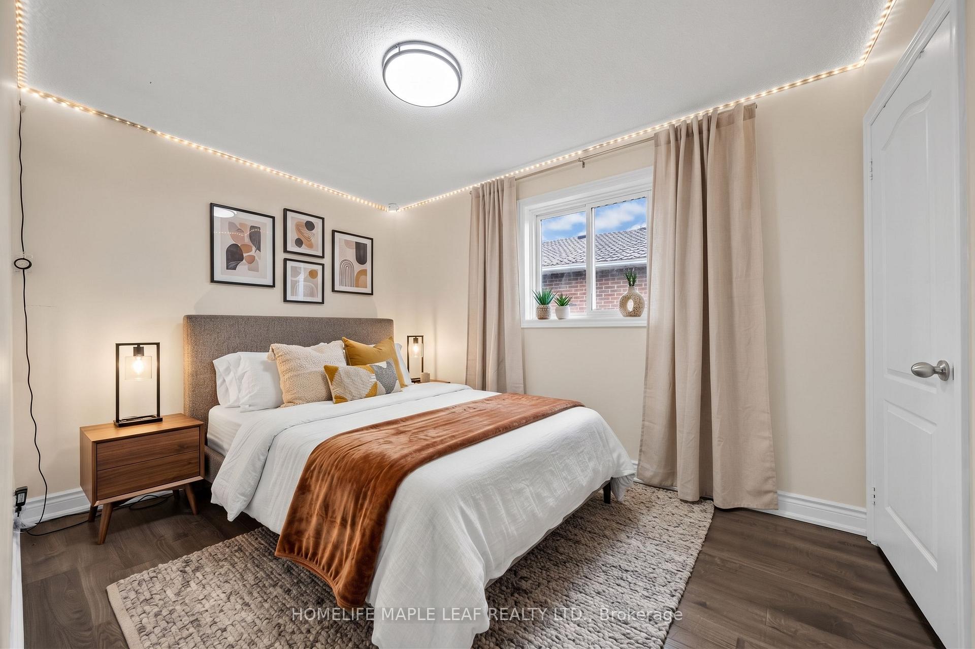 Photo 16 of 62 Marchbank Crescent, Brampton, Central Park — HOMEH
