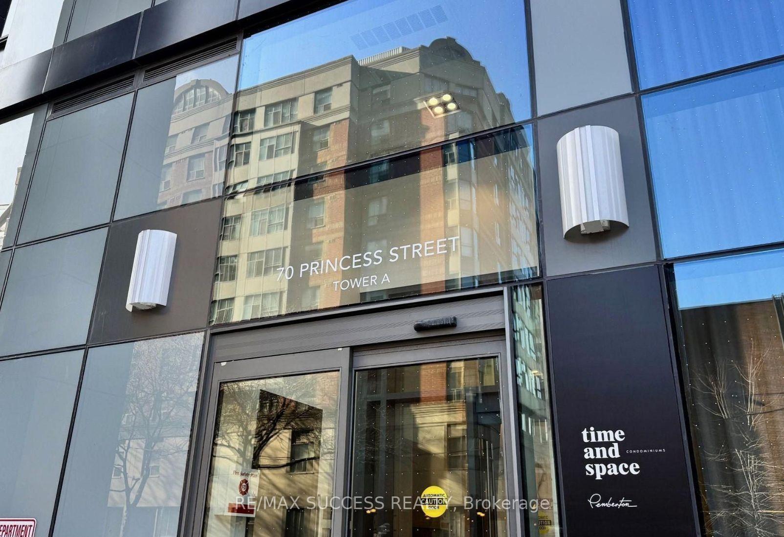 Photo of Unit 1925A, 70 Princess Street