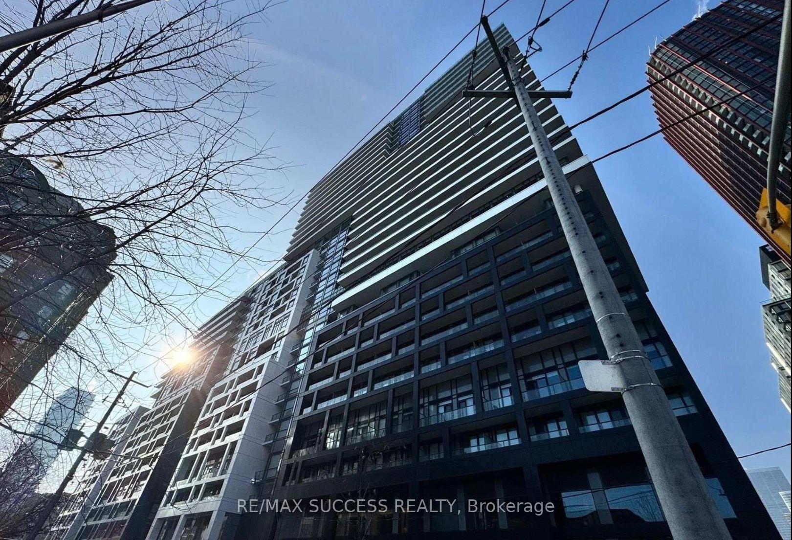 Photo 3 of Unit 1925A, 70 Princess Street, Toronto, Waterfront Communities — HOMEH