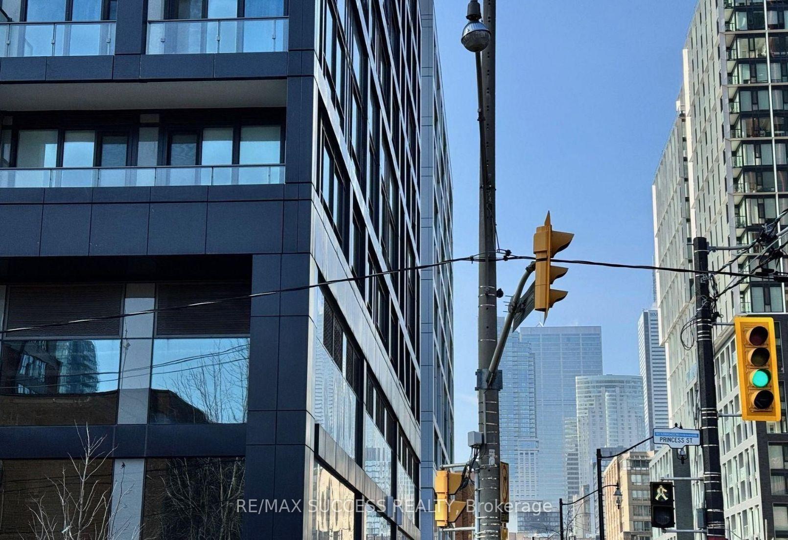 Photo 4 of Unit 1925A, 70 Princess Street, Toronto, Waterfront Communities — HOMEH