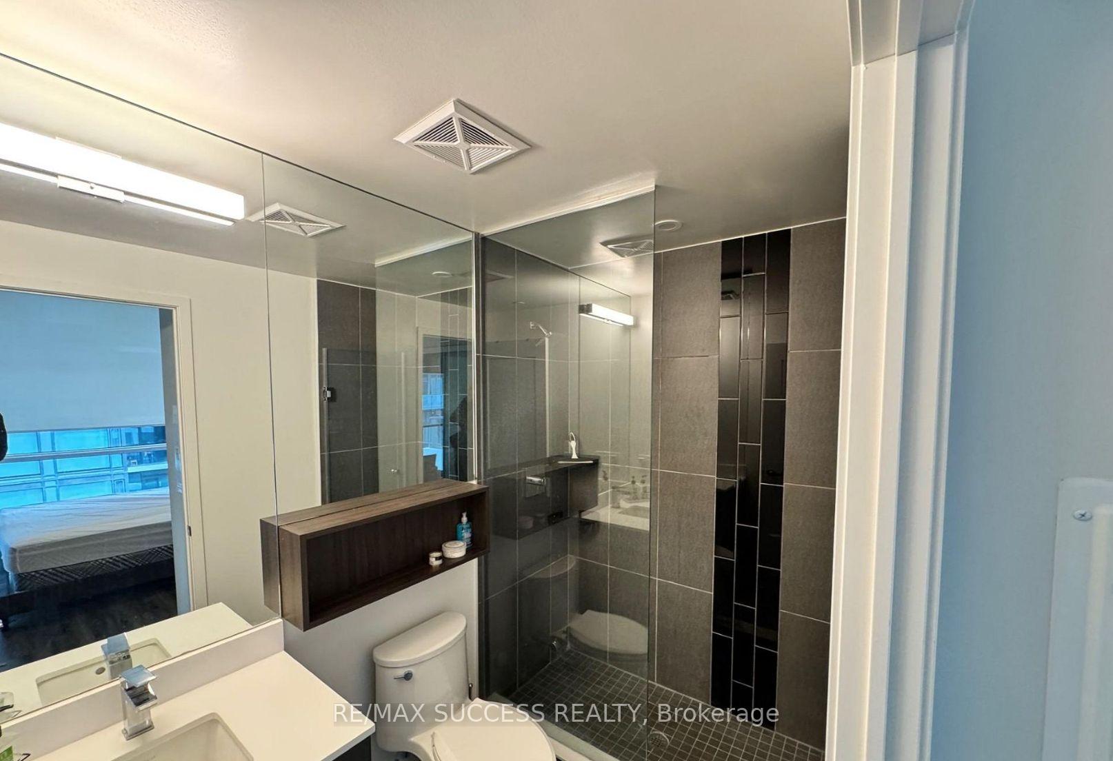 Photo 19 of Unit 1925A, 70 Princess Street, Toronto, Waterfront Communities — HOMEH