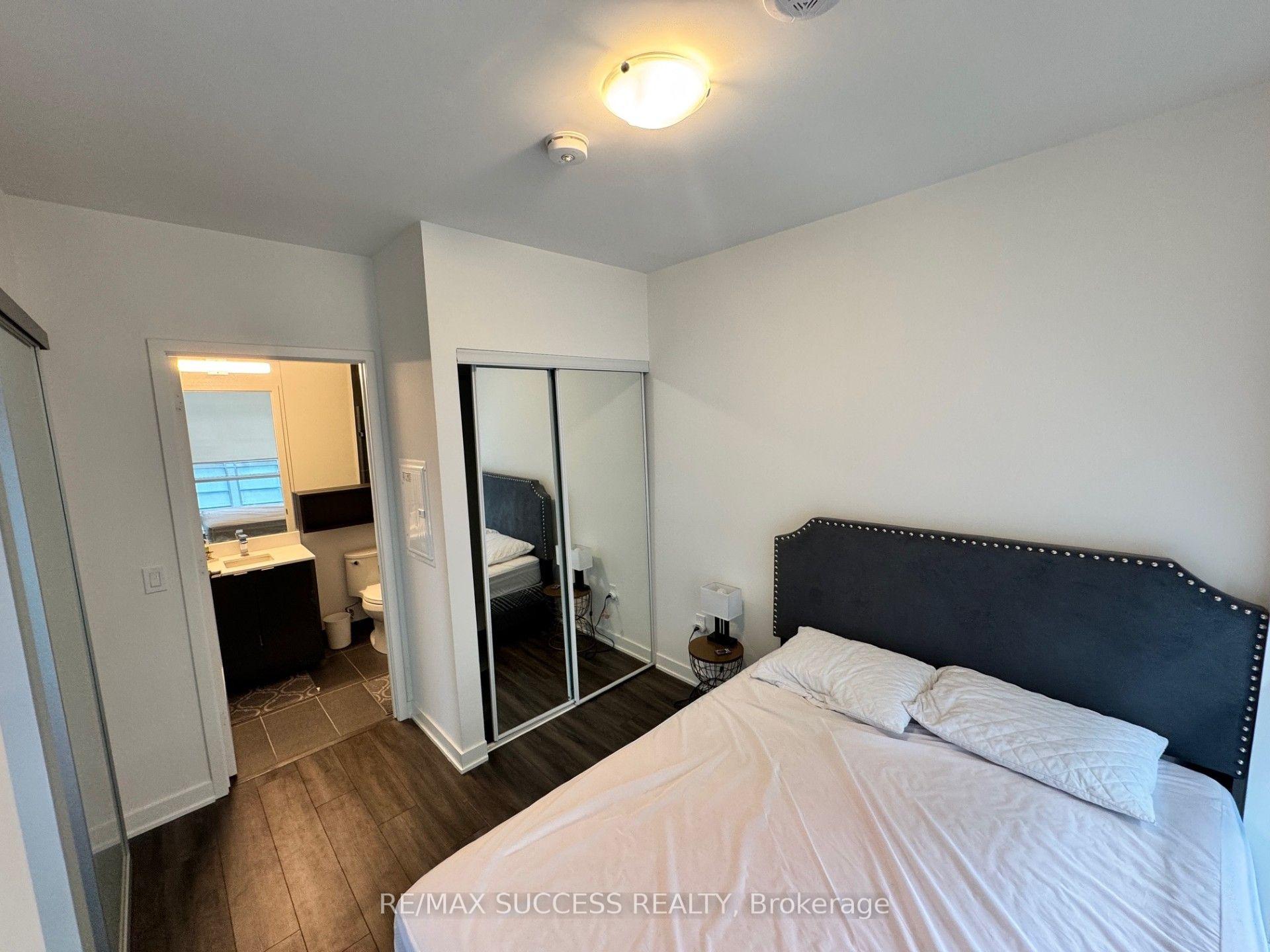 Photo 22 of Unit 1925A, 70 Princess Street, Toronto, Waterfront Communities — HOMEH