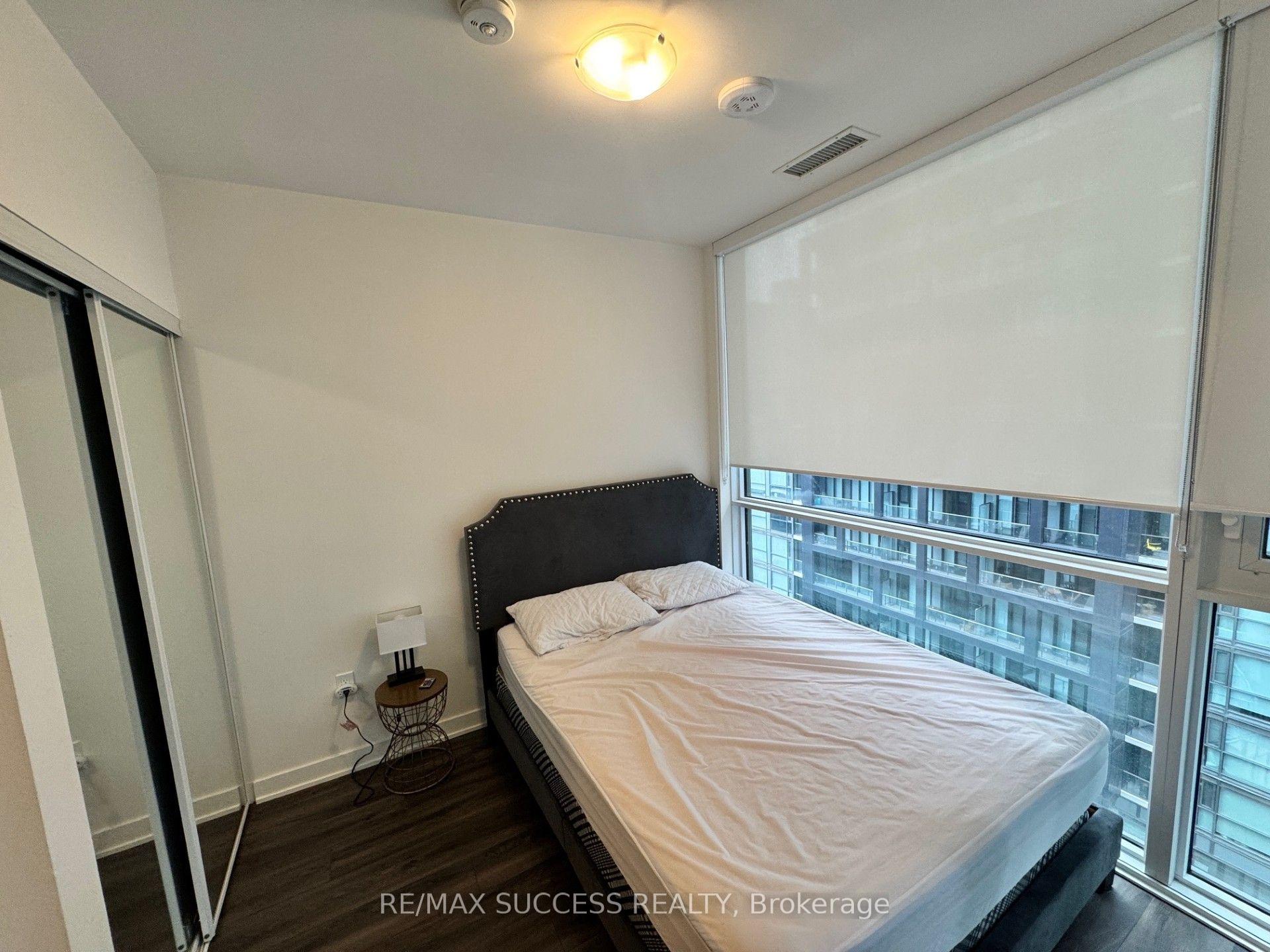 Photo 23 of Unit 1925A, 70 Princess Street, Toronto, Waterfront Communities — HOMEH