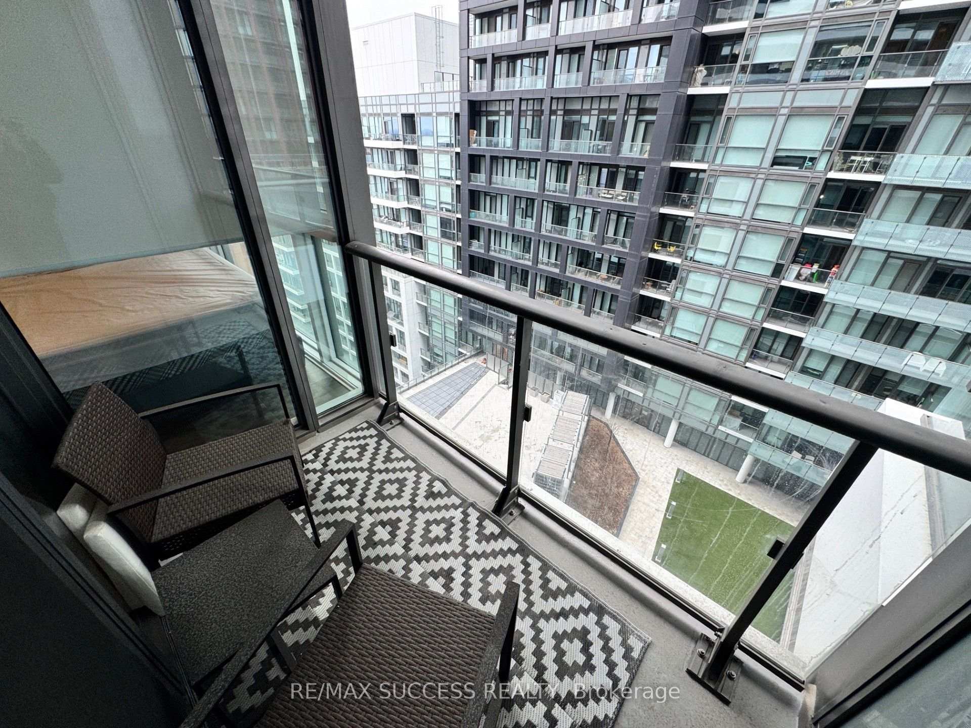 Photo 26 of Unit 1925A, 70 Princess Street, Toronto, Waterfront Communities — HOMEH