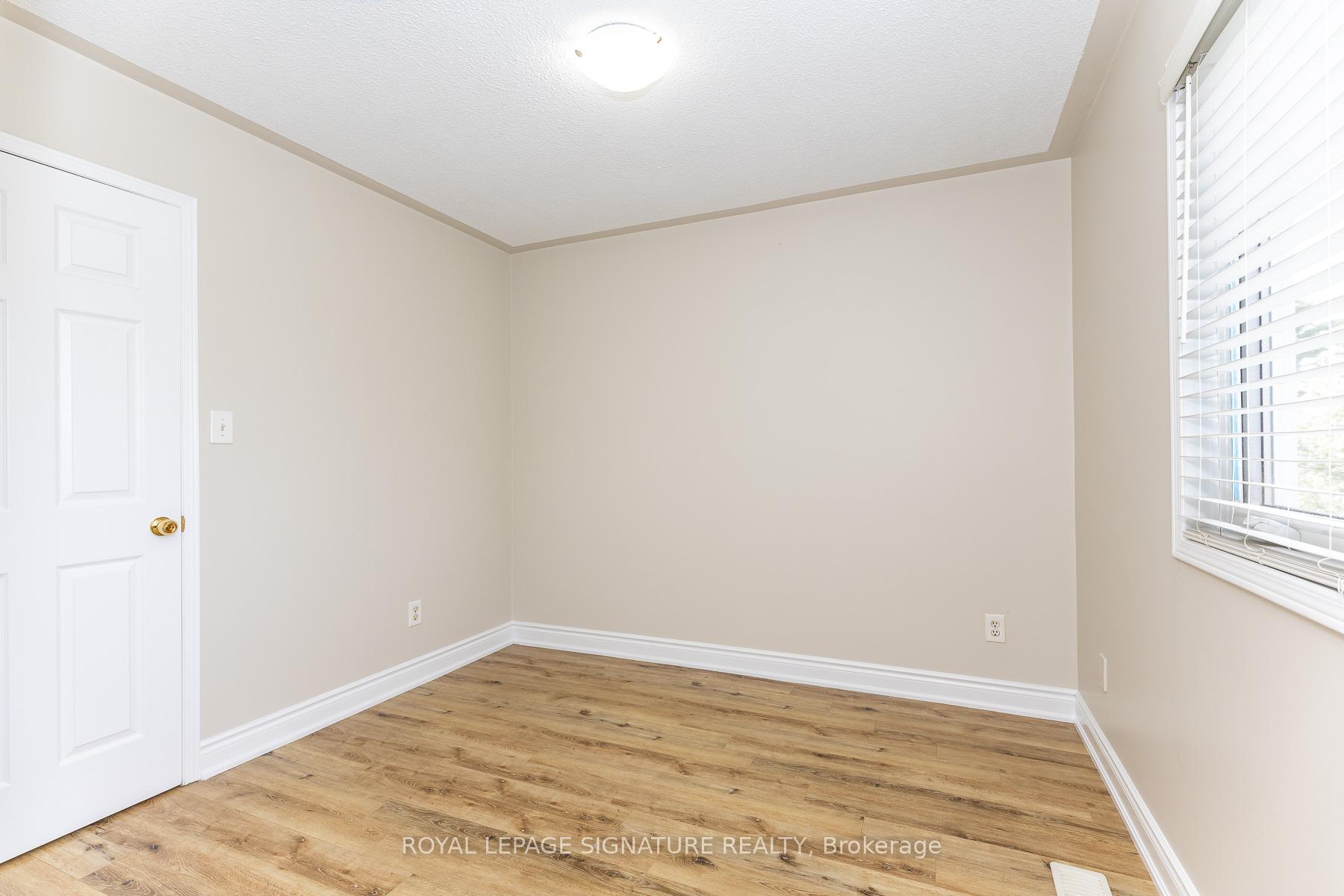Photo 24 of 60 Blue Spruce Street, Brampton, Sandringham-Wellington — HOMEH