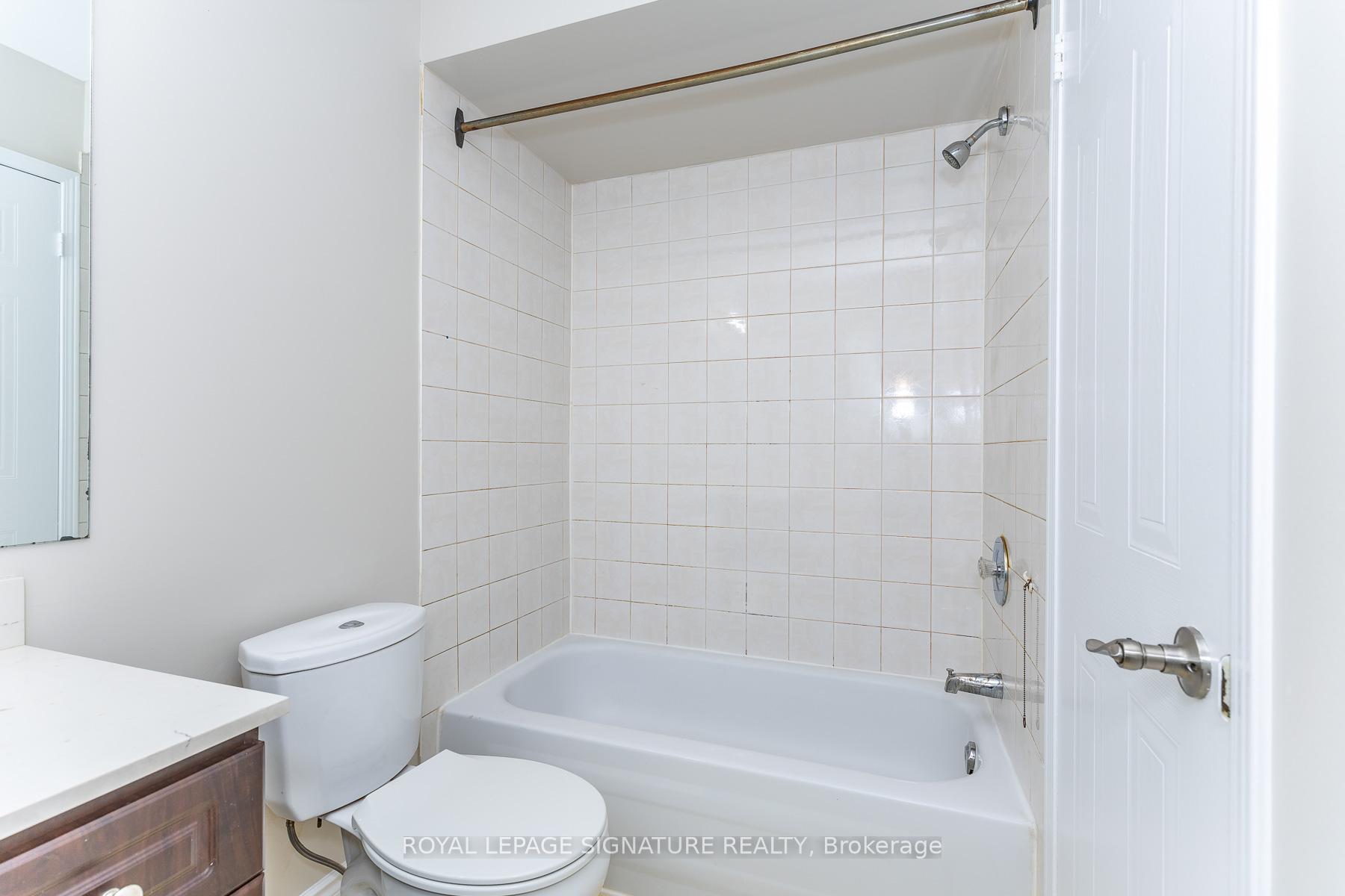 Photo 29 of 60 Blue Spruce Street, Brampton, Sandringham-Wellington — HOMEH