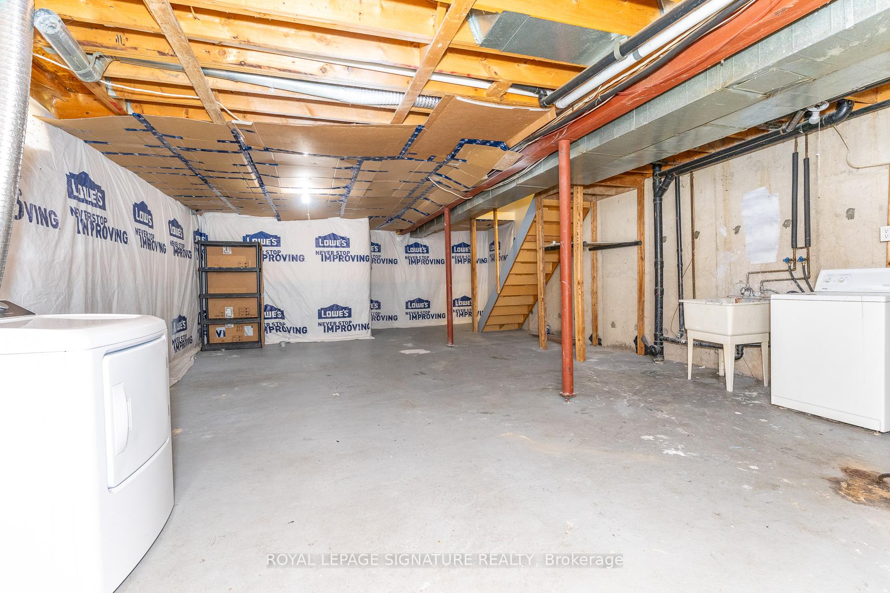 Photo 36 of 60 Blue Spruce Street, Brampton, Sandringham-Wellington — HOMEH