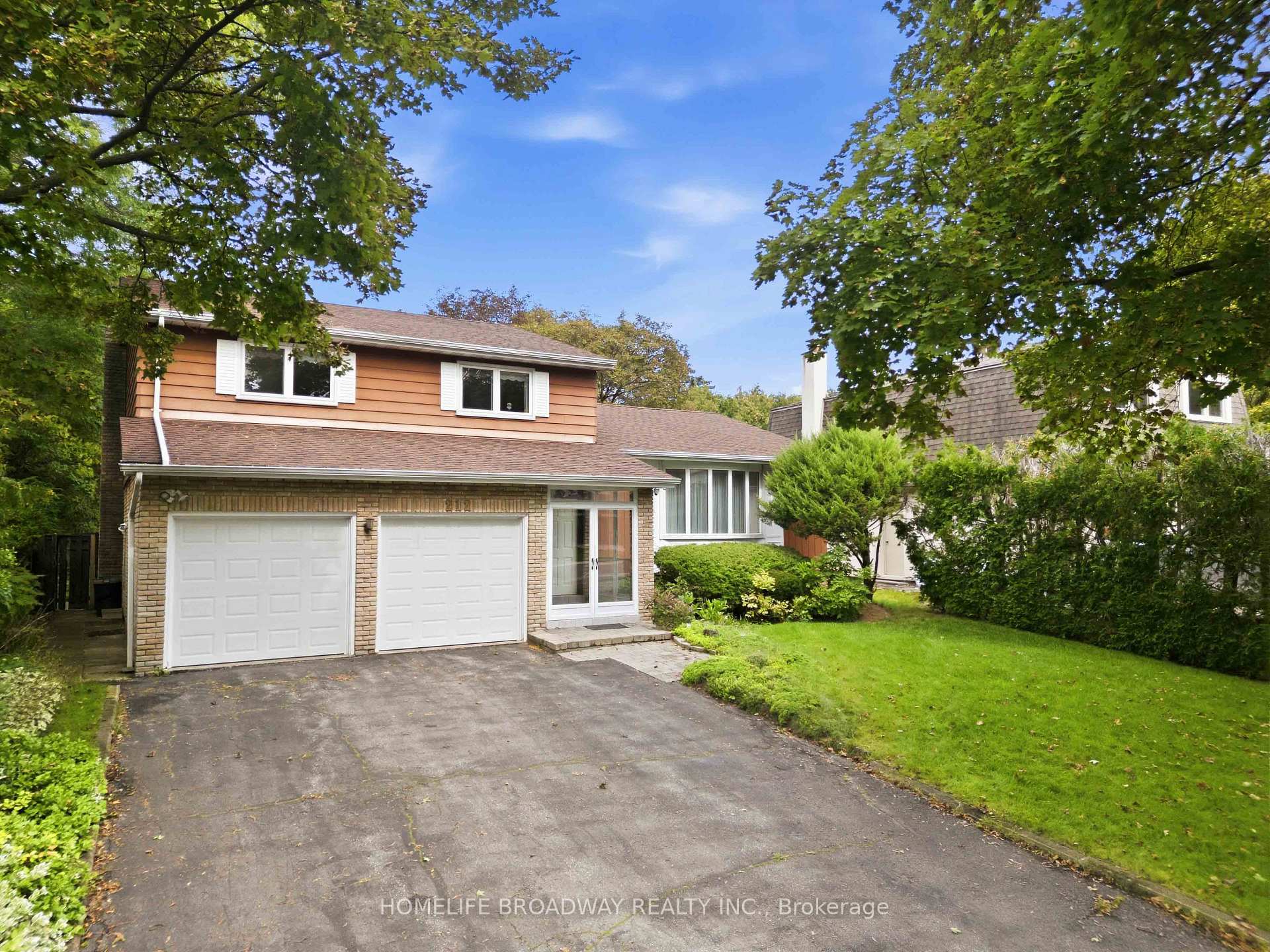 Photo of 212 Bayview Fairways Drive