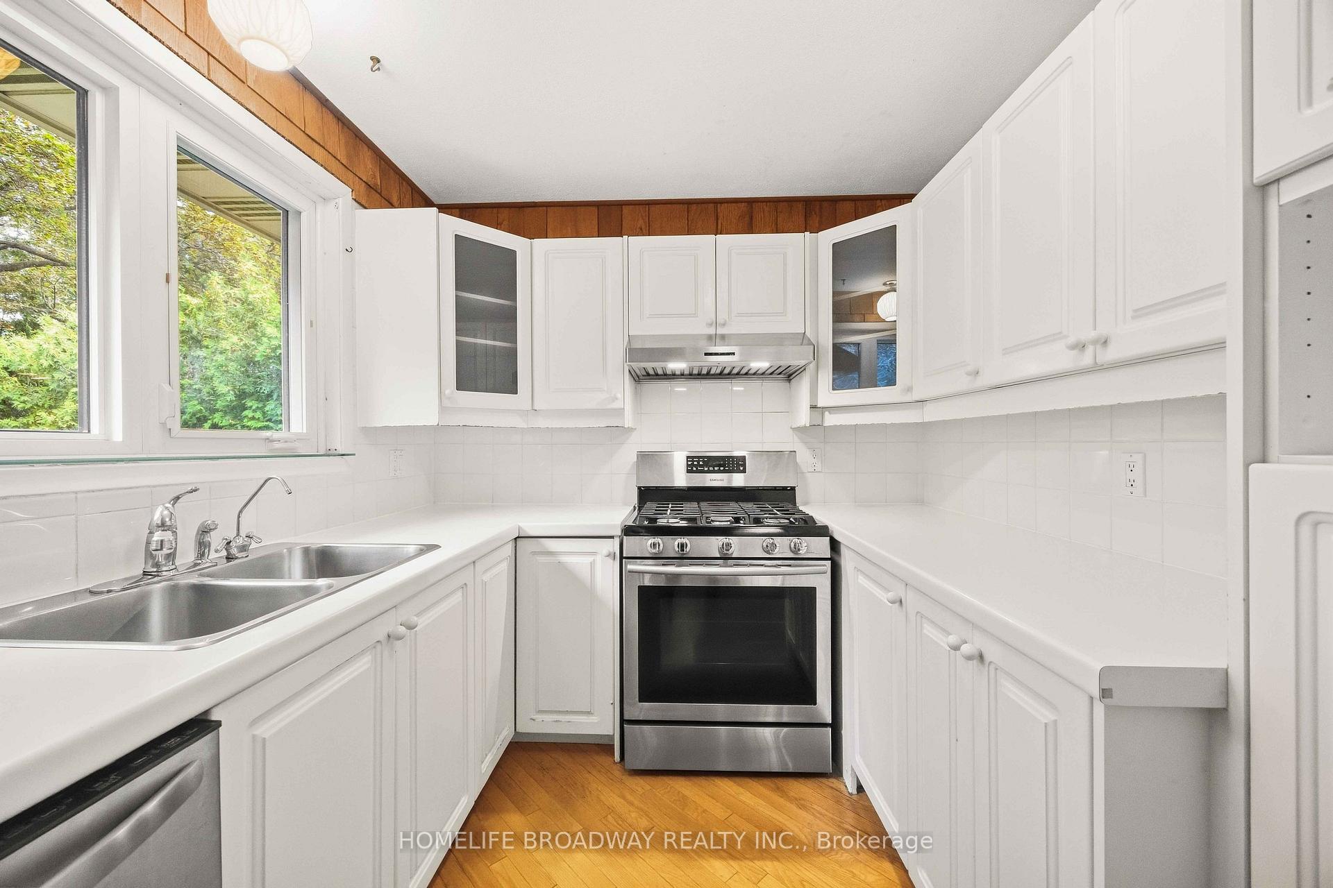 Photo 20 of 212 Bayview Fairways Drive, Markham, Bayview Fairway-Bayview Country Club Estates — HOMEH