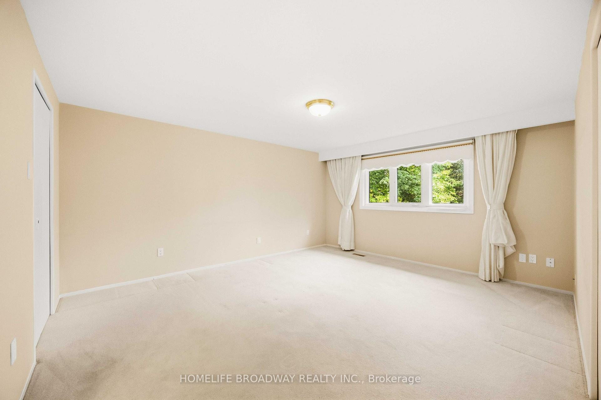 Photo 24 of 212 Bayview Fairways Drive, Markham, Bayview Fairway-Bayview Country Club Estates — HOMEH