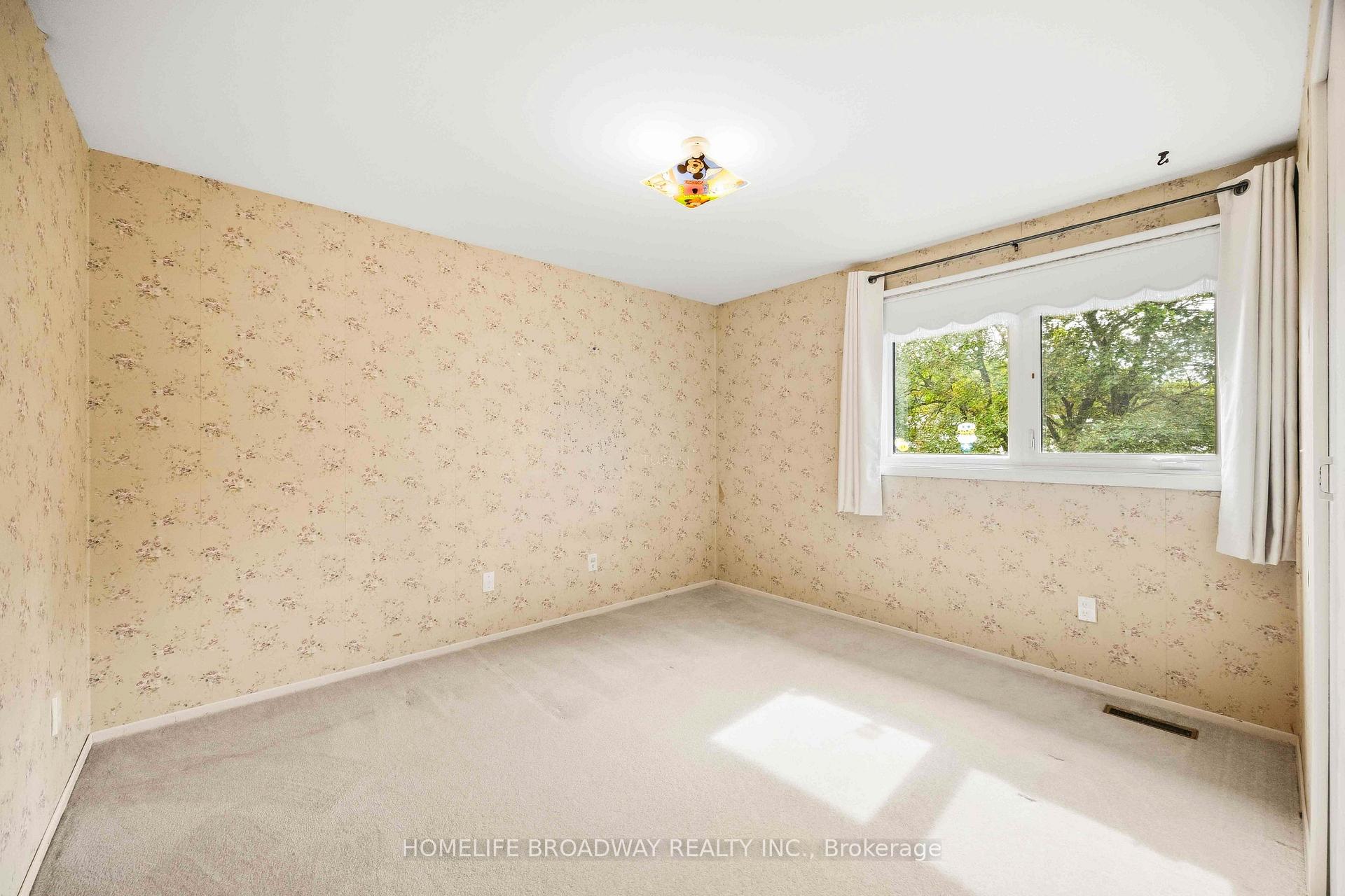 Photo 32 of 212 Bayview Fairways Drive, Markham, Bayview Fairway-Bayview Country Club Estates — HOMEH