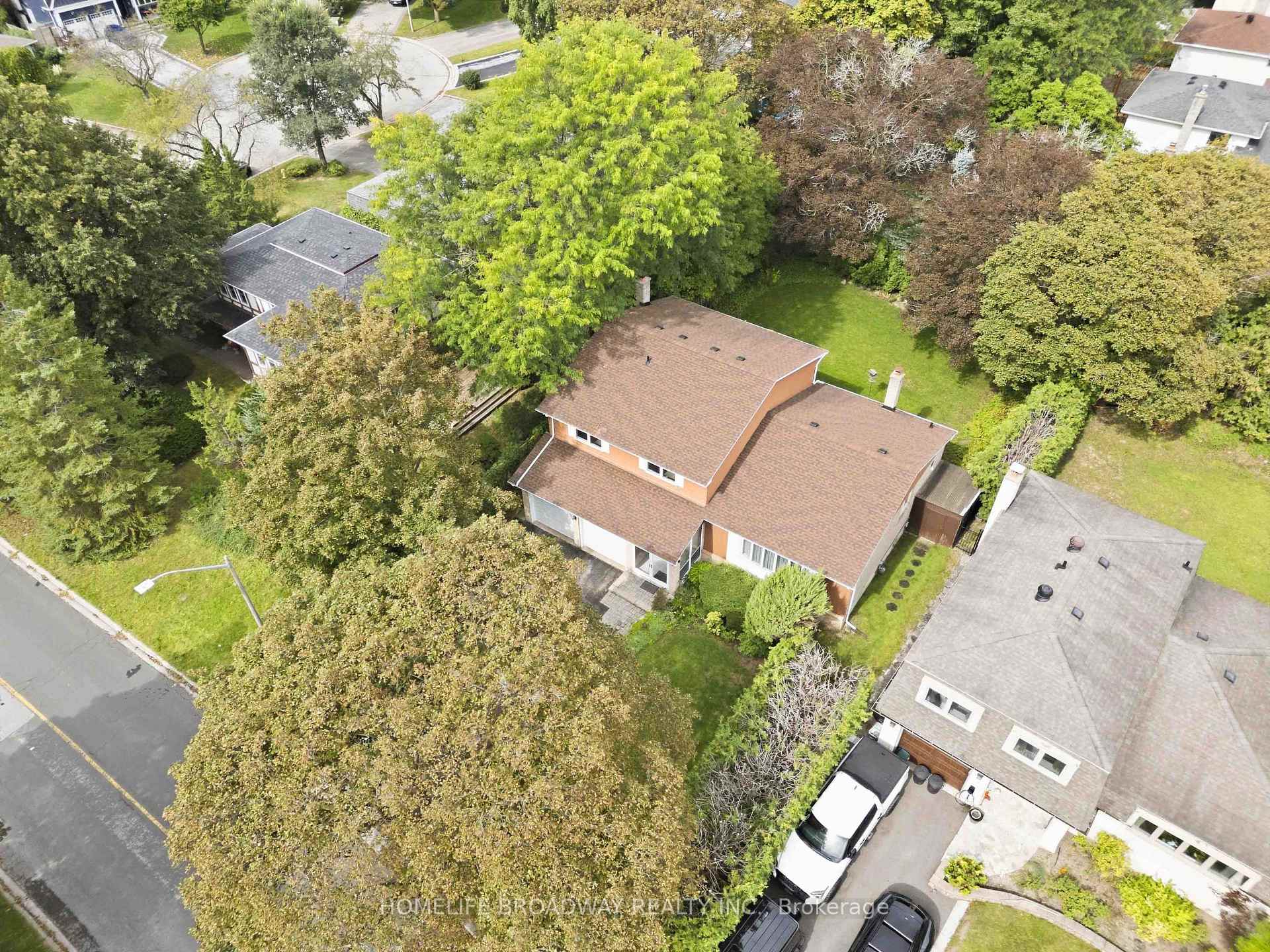 Photo 51 of 212 Bayview Fairways Drive, Markham, Bayview Fairway-Bayview Country Club Estates — HOMEH