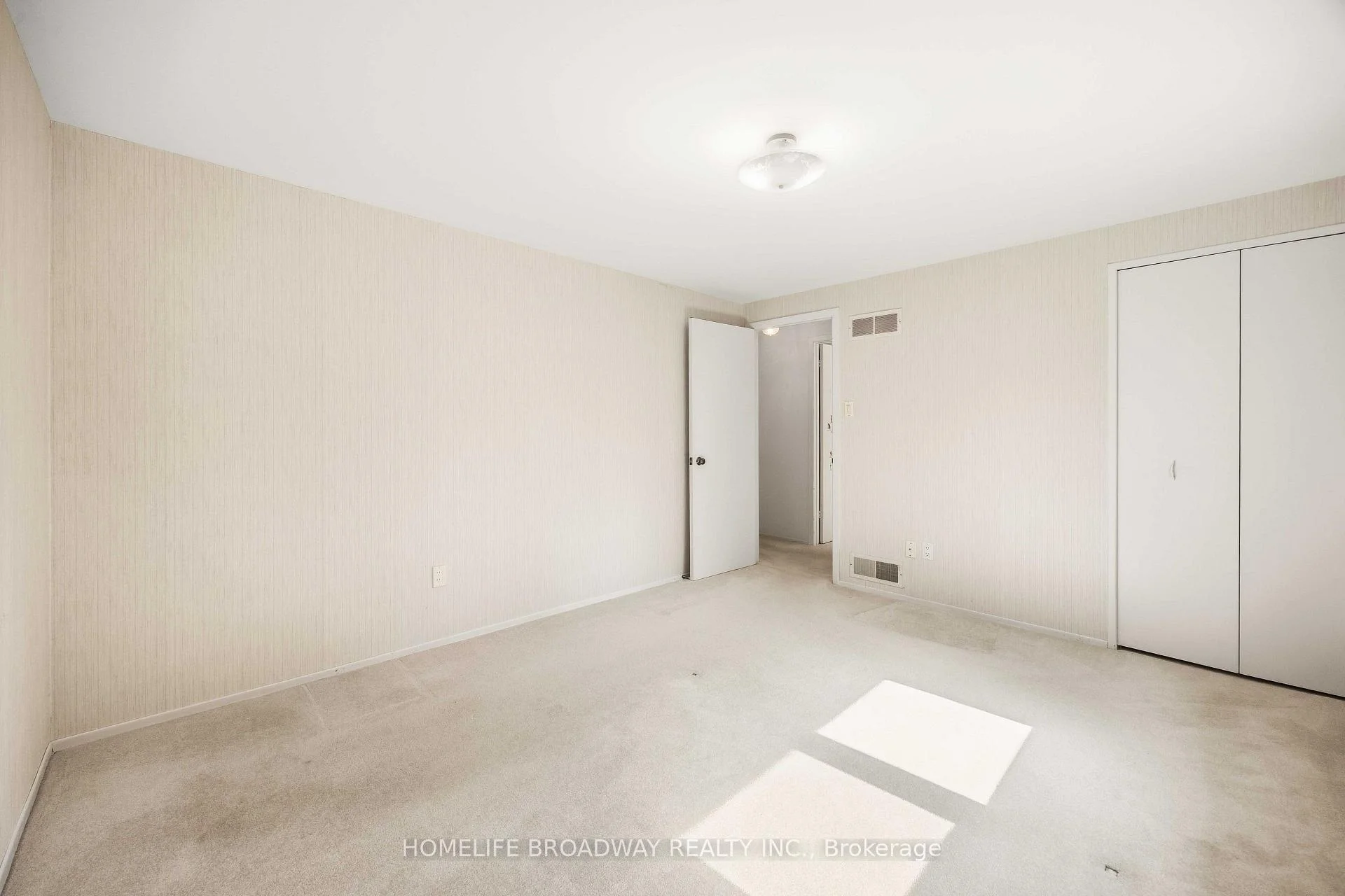 Photo 38 of 212 Bayview Fairways Drive, Markham, Bayview Fairway-Bayview Country Club Estates — HOMEH