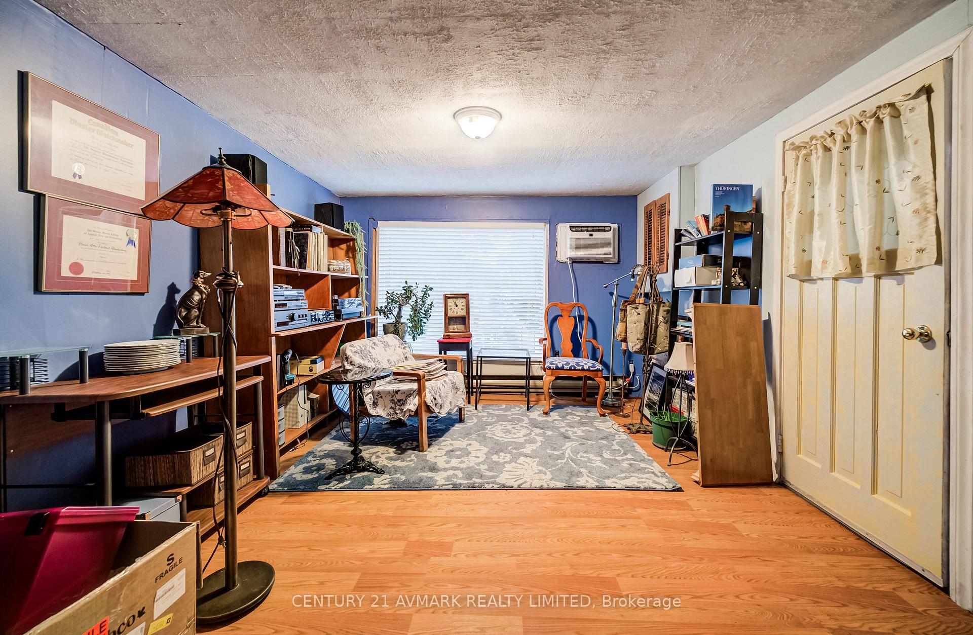 Photo 3 of 803 Foss Road, Pelham, Fenwick — HOMEH