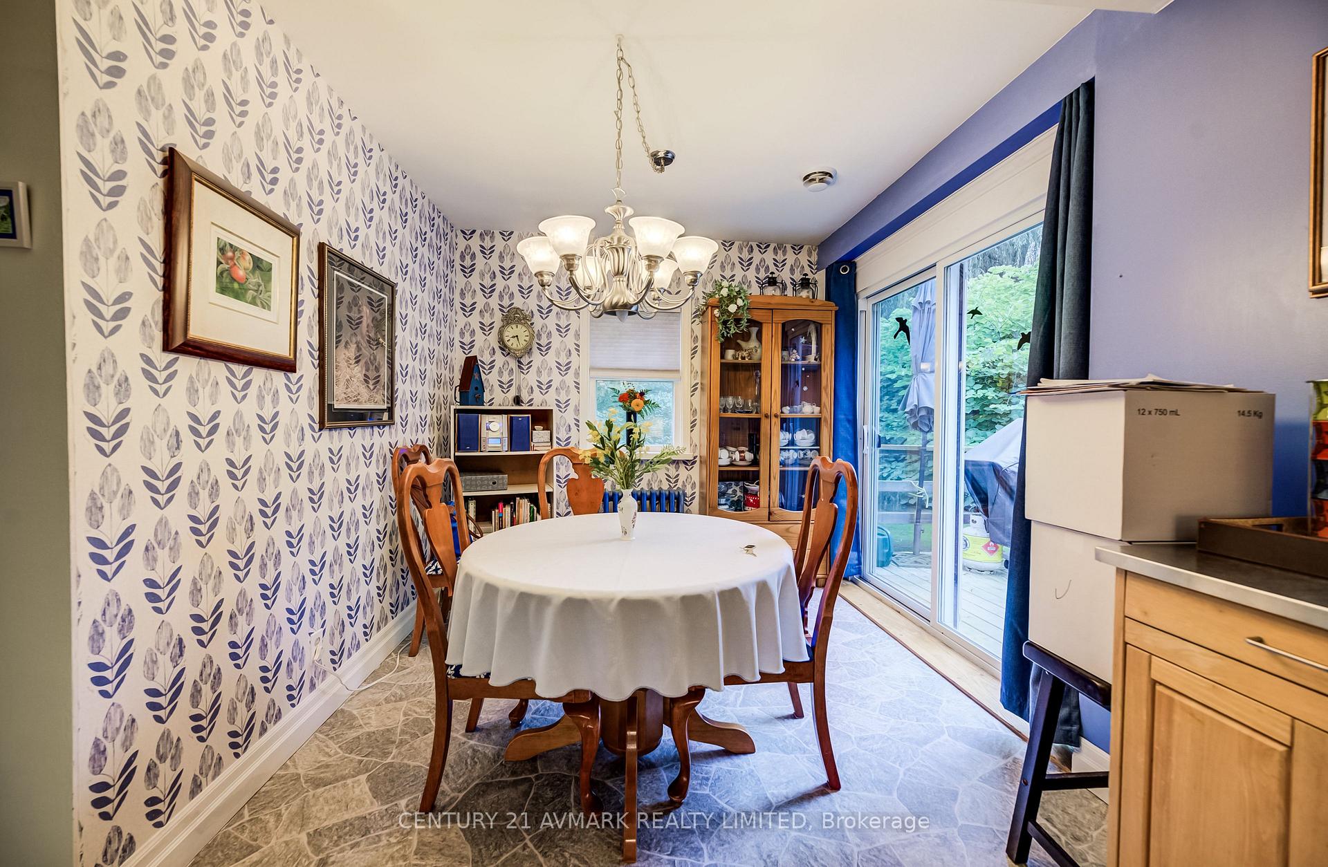 Photo 5 of 803 Foss Road, Pelham, Fenwick — HOMEH