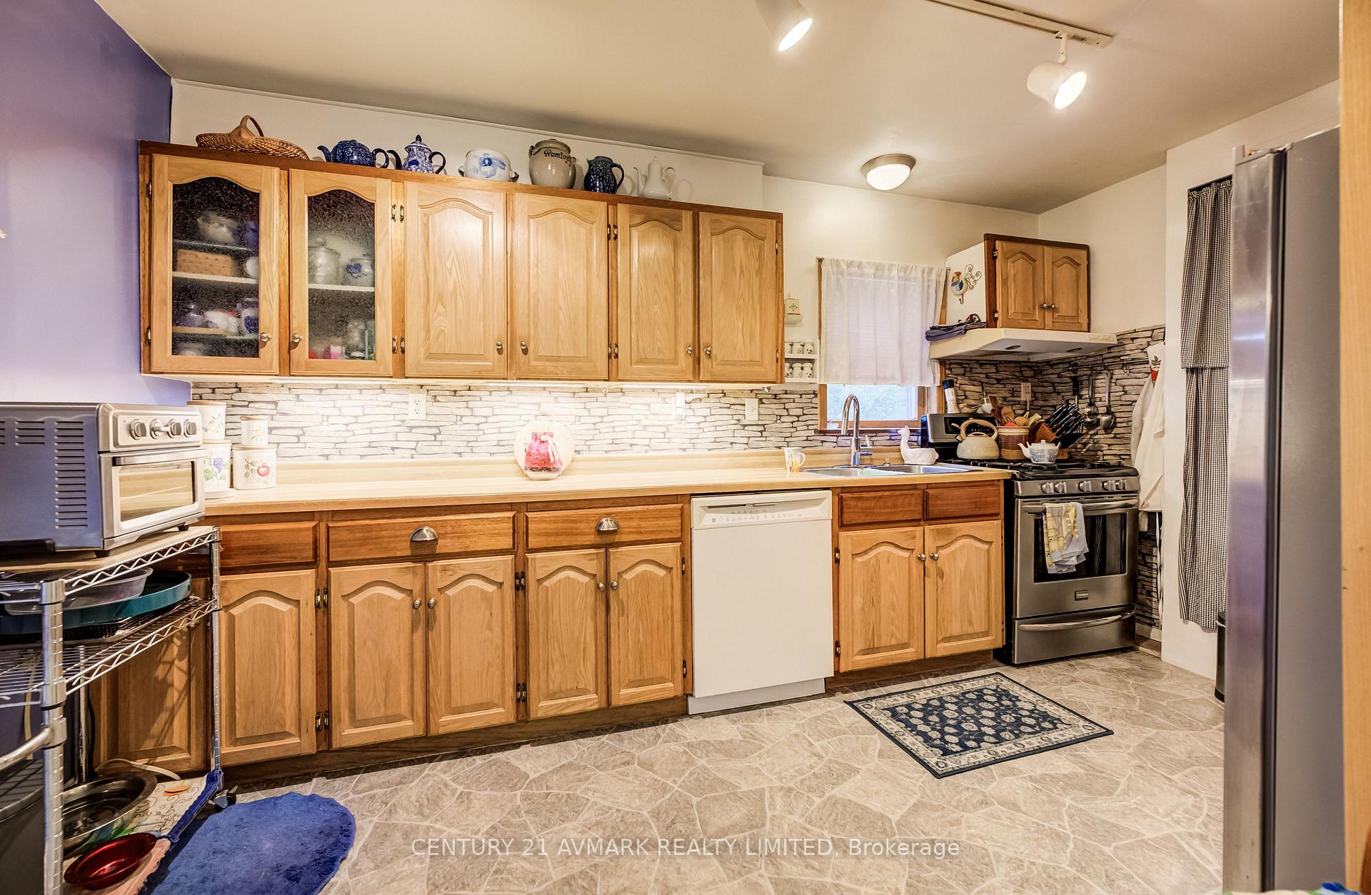 Photo 7 of 803 Foss Road, Pelham, Fenwick — HOMEH