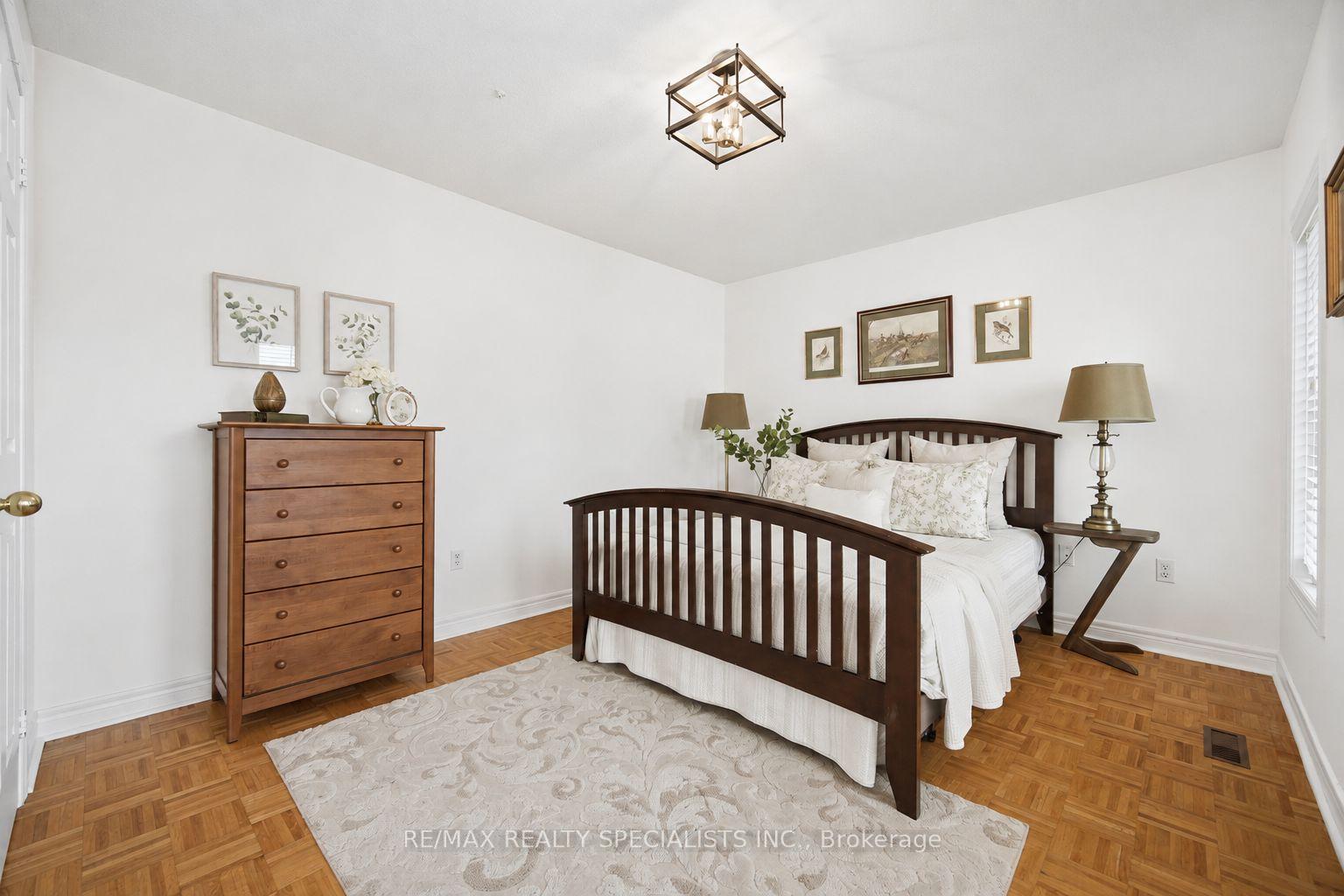 Photo 14 of 3512 Positano Place, Mississauga, Churchill Meadows — HOMEH