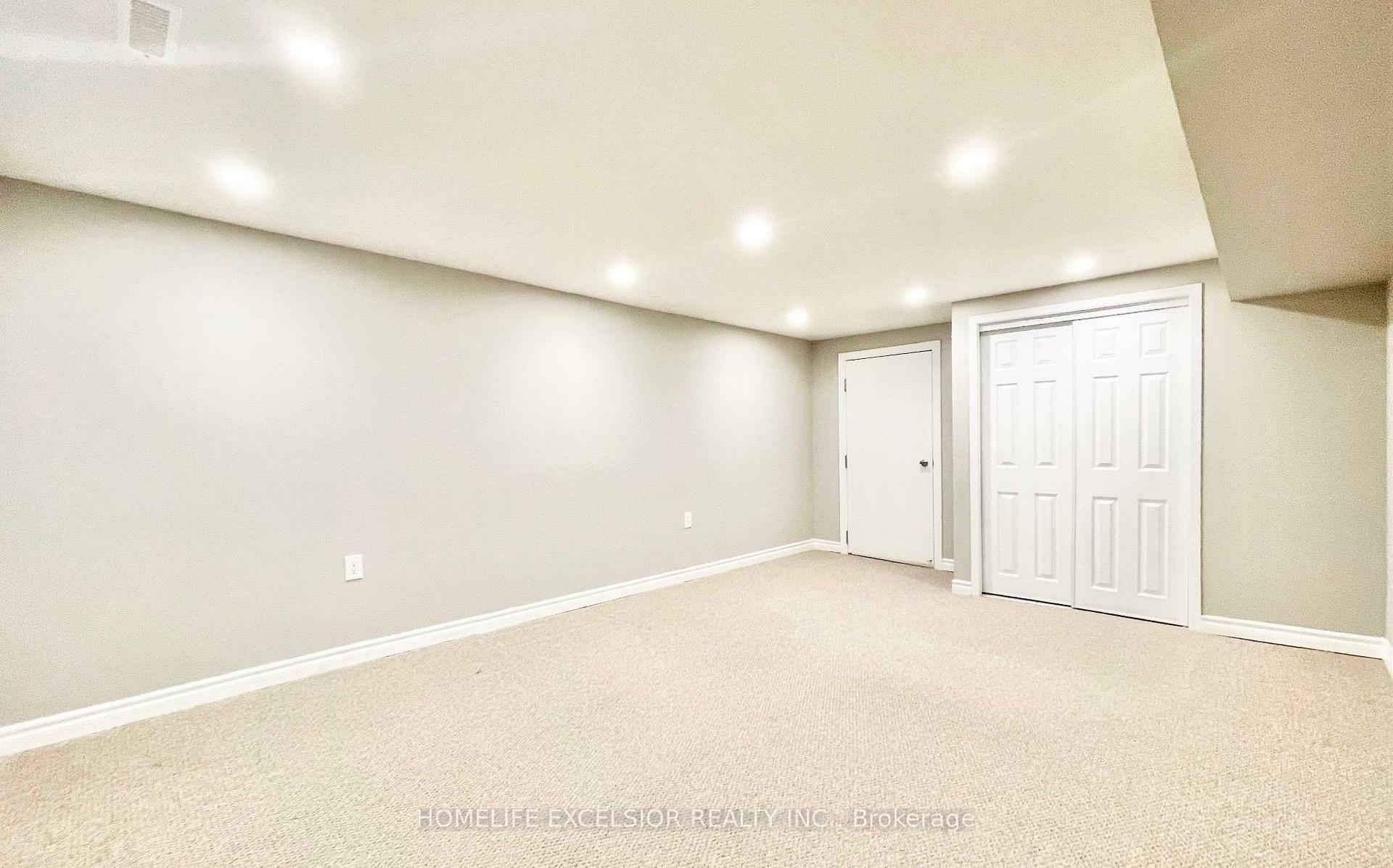 Photo 5 of Unit Basement, 34 Midcroft Drive, Scarborough, Agincourt South-Malvern West — HOMEH