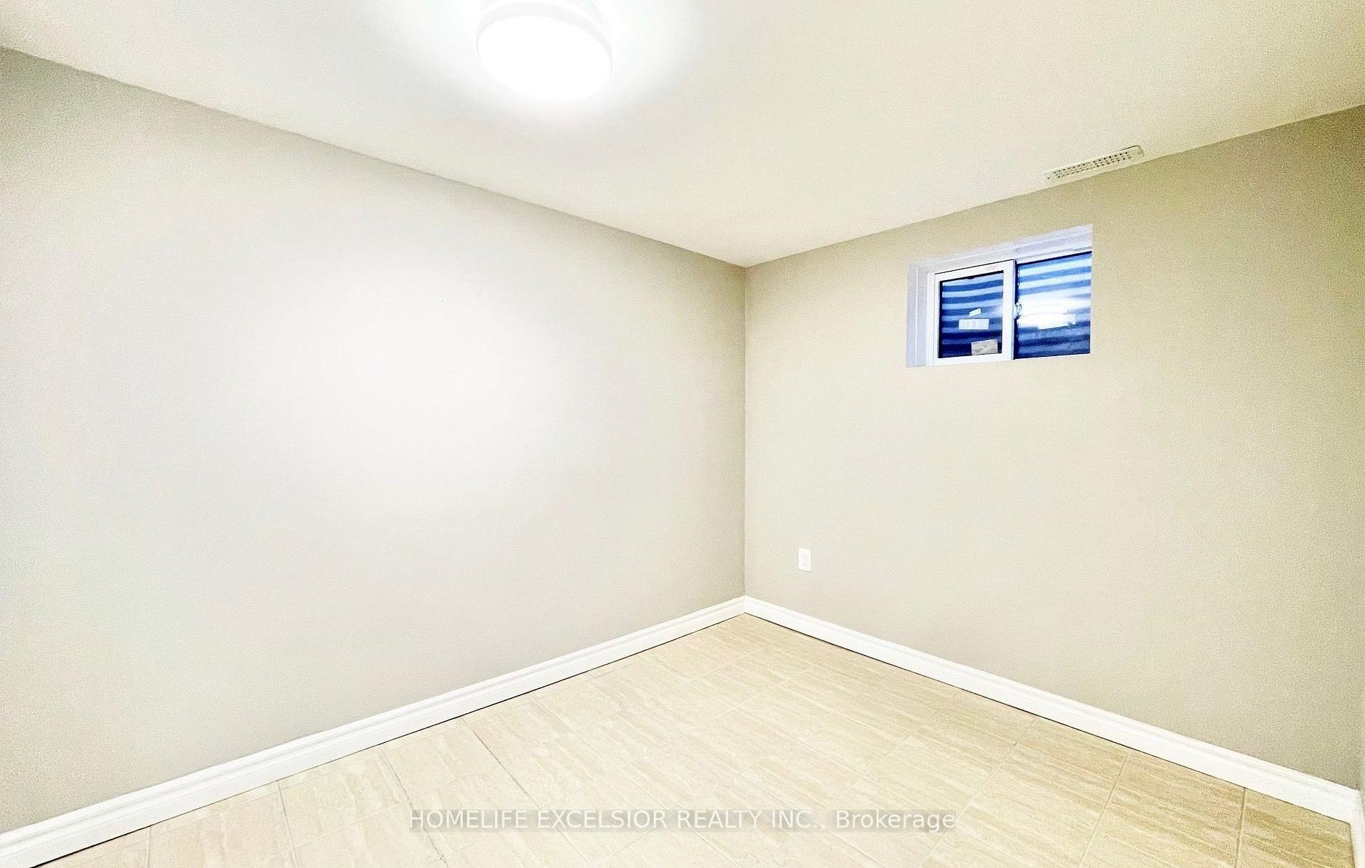 Photo 8 of Unit Basement, 34 Midcroft Drive, Scarborough, Agincourt South-Malvern West — HOMEH
