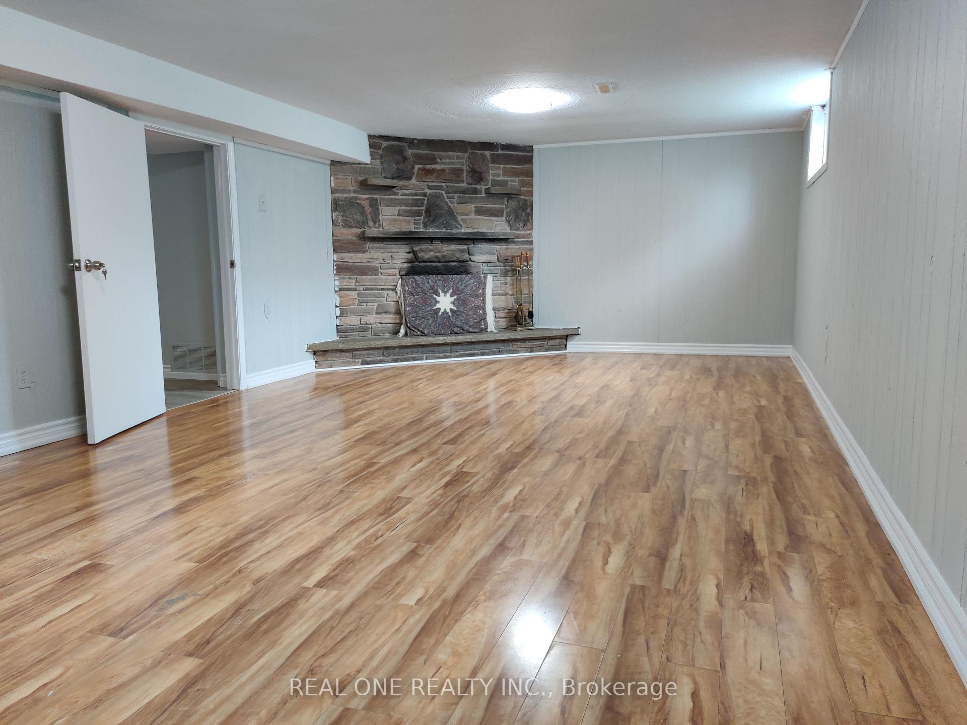 Photo 5 of Unit Basement, 49 Corinthian Boulevard, Scarborough, L'Amoreaux — HOMEH