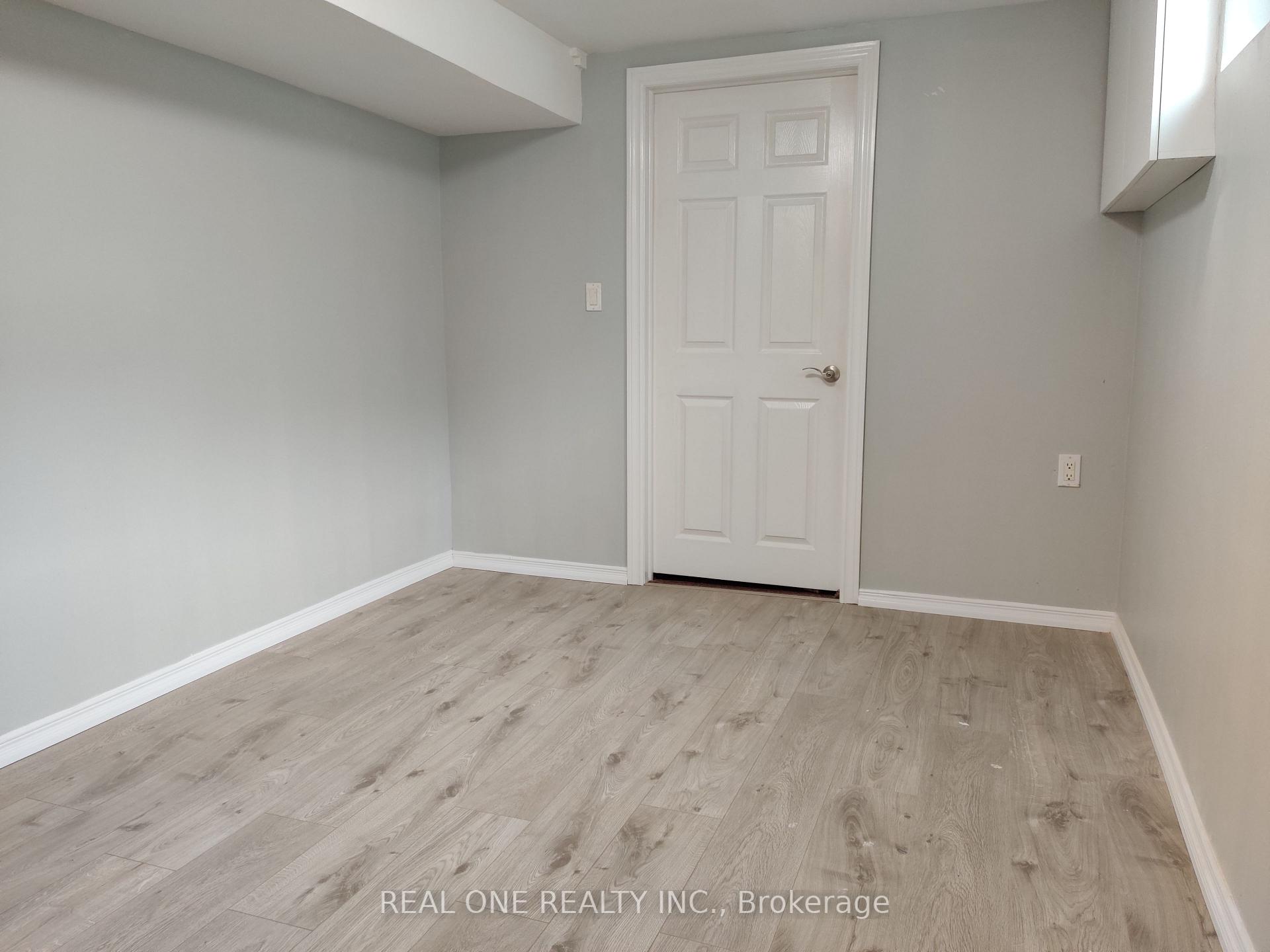 Photo 13 of Unit Basement, 49 Corinthian Boulevard, Scarborough, L'Amoreaux — HOMEH