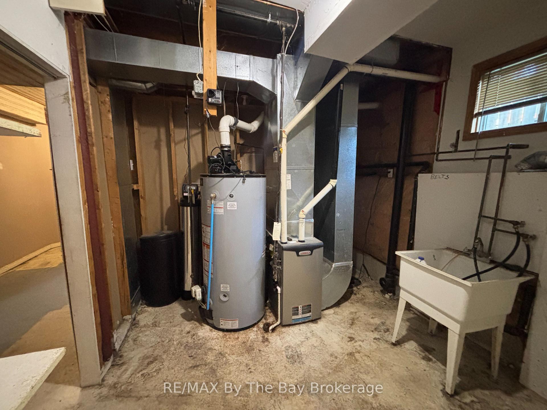 Photo 11 of 184 Dyer Drive, Wasaga Beach — HOMEH