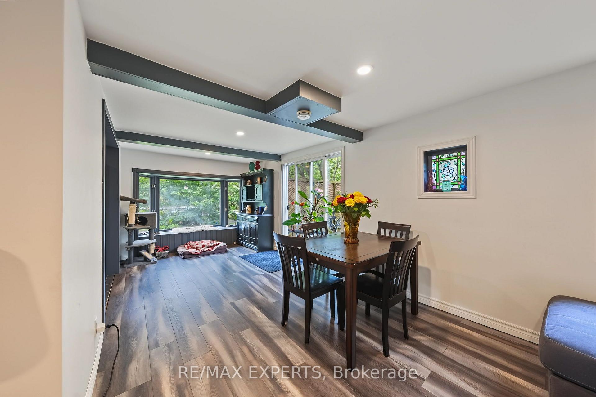 Photo 10 of 1805 Saint John's Road, Innisfil, Alcona — HOMEH