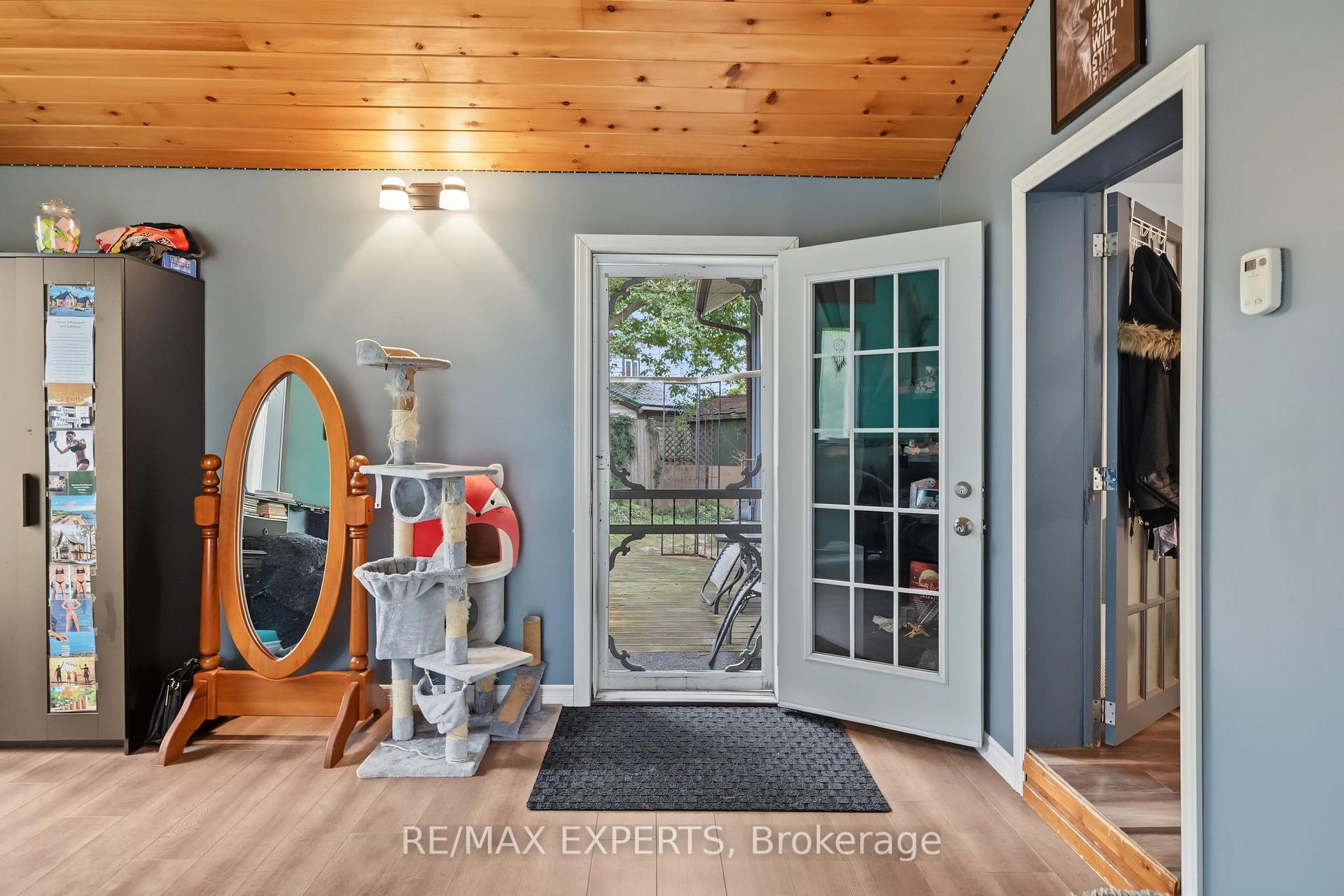 Photo 17 of 1805 Saint John's Road, Innisfil, Alcona — HOMEH