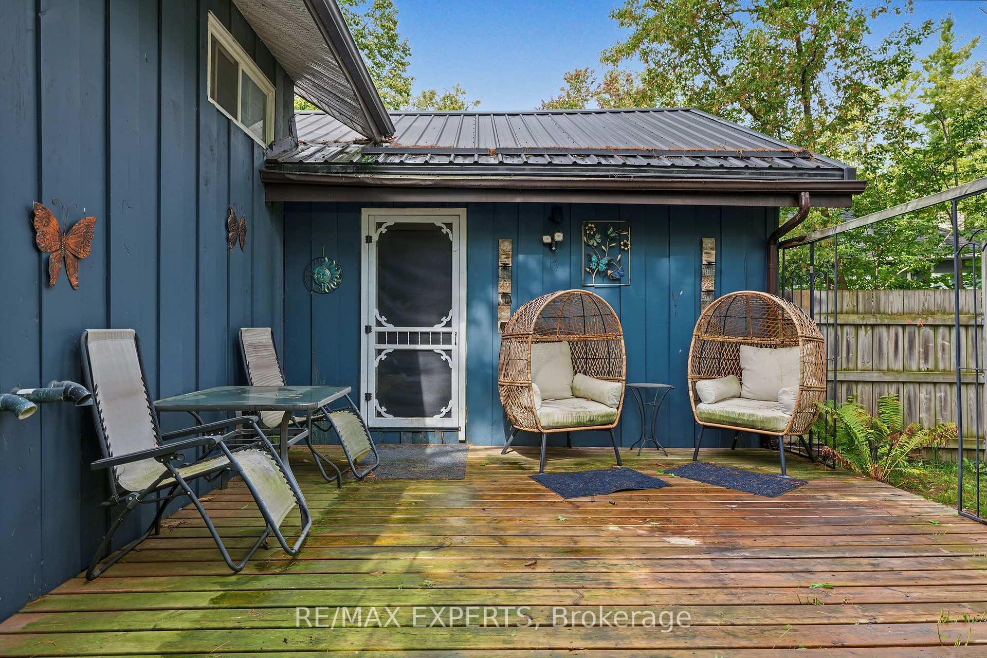 Photo 24 of 1805 Saint John's Road, Innisfil, Alcona — HOMEH