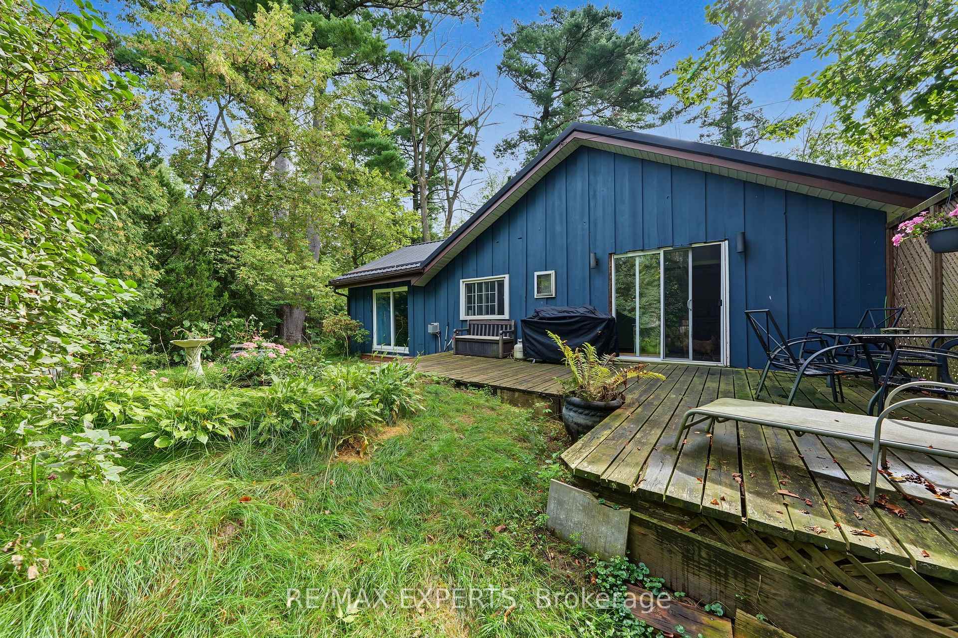 Photo 26 of 1805 Saint John's Road, Innisfil, Alcona — HOMEH