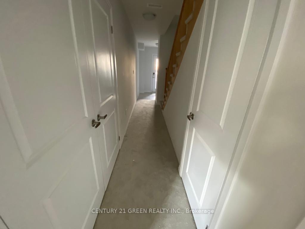 Photo 3 of Unit 23, 51 Sparrow Avenue, Cambridge, Little's Corners — HOMEH
