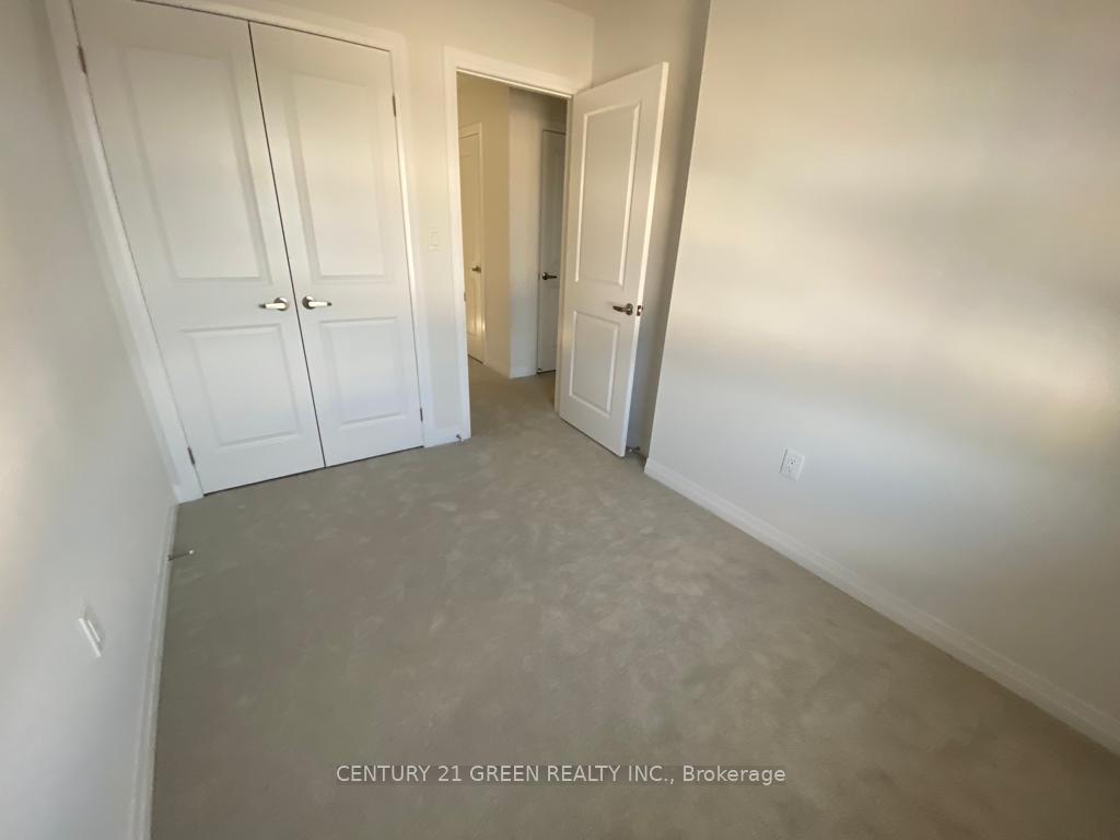 Photo 15 of Unit 23, 51 Sparrow Avenue, Cambridge, Little's Corners — HOMEH