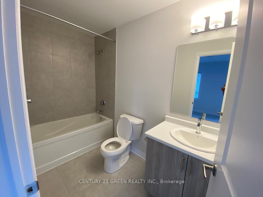 Photo 18 of Unit 23, 51 Sparrow Avenue, Cambridge, Little's Corners — HOMEH