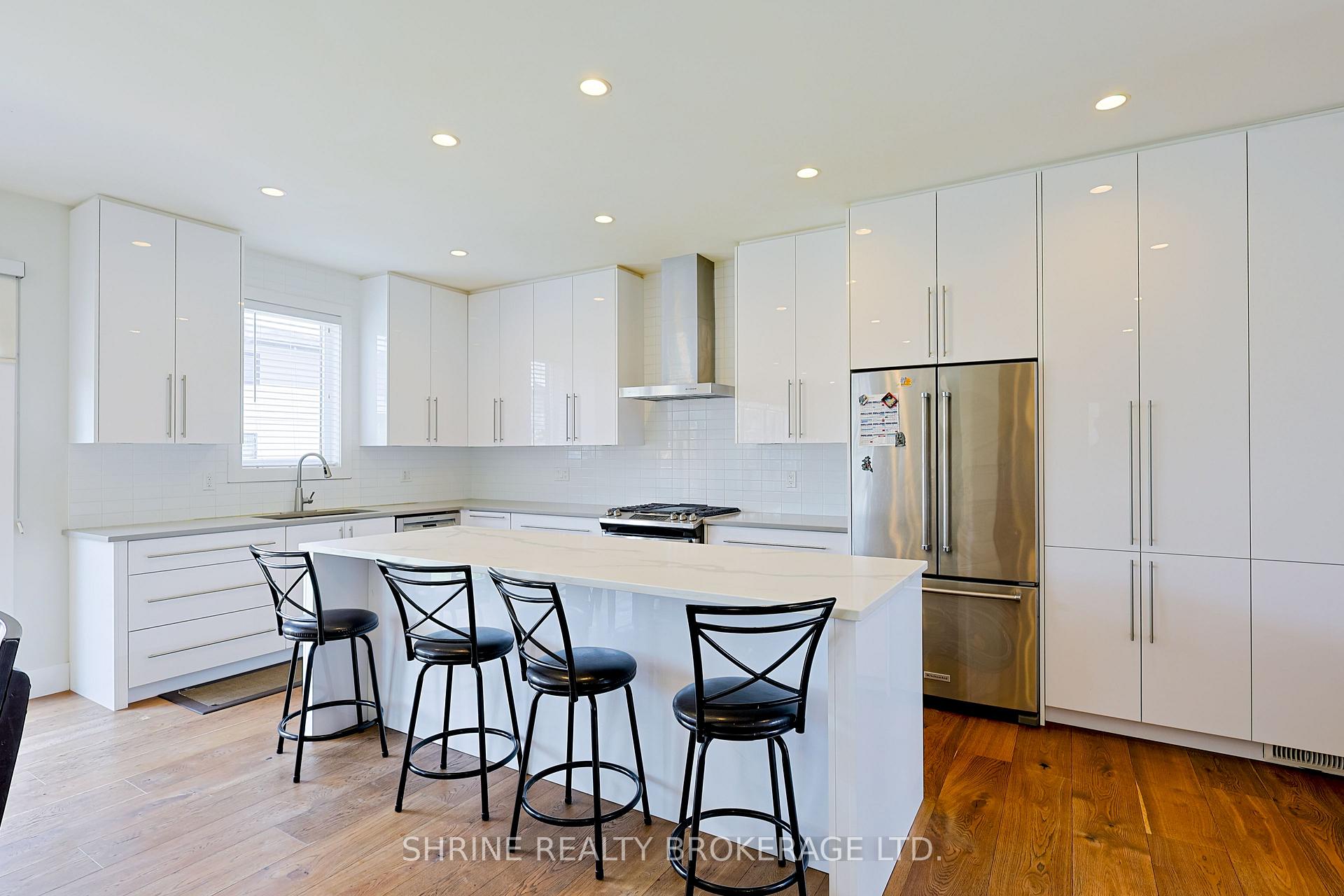 Photo 8 of 2170 Debra Drive, London, South V — HOMEH