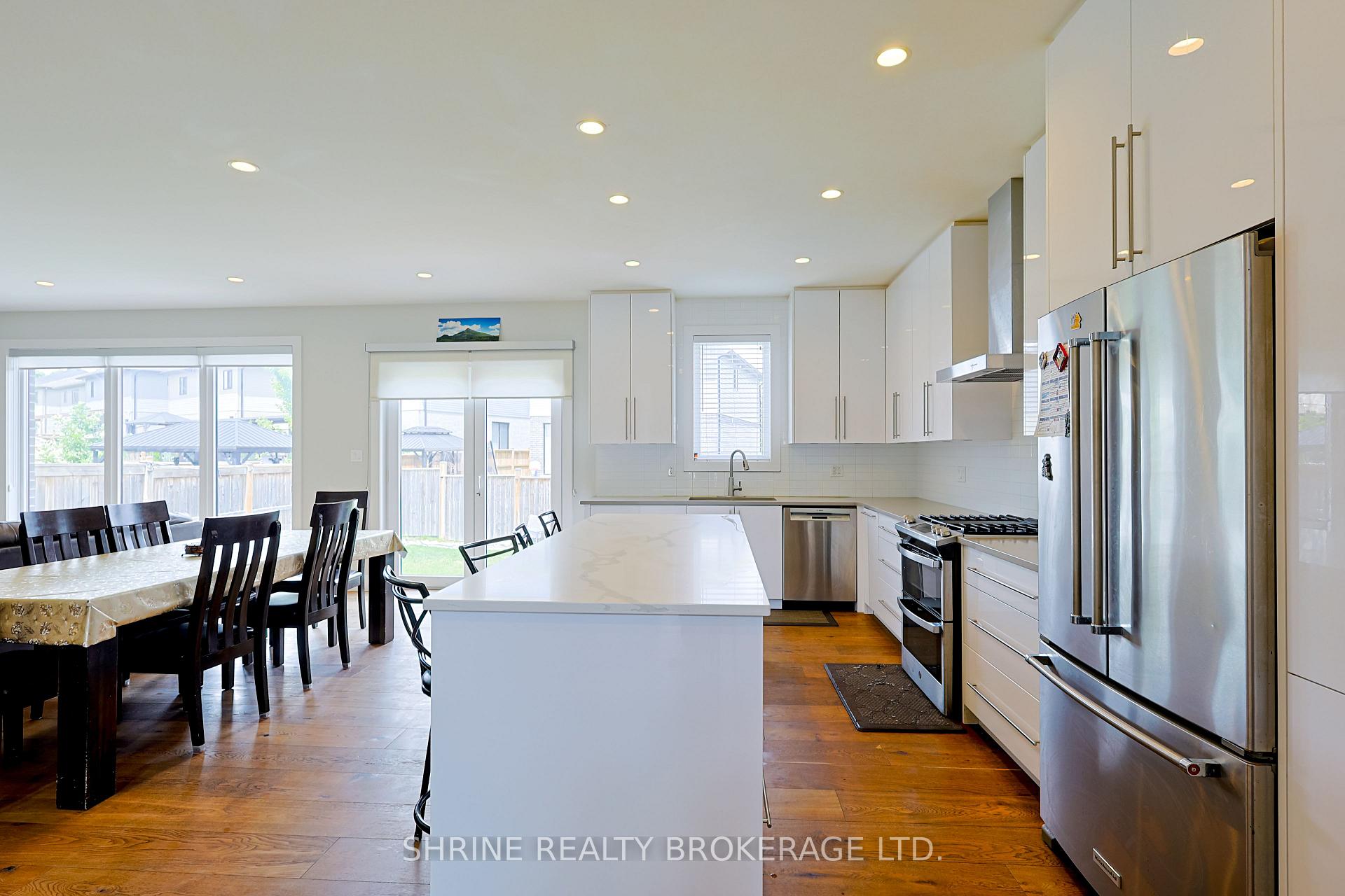 Photo 9 of 2170 Debra Drive, London, South V — HOMEH