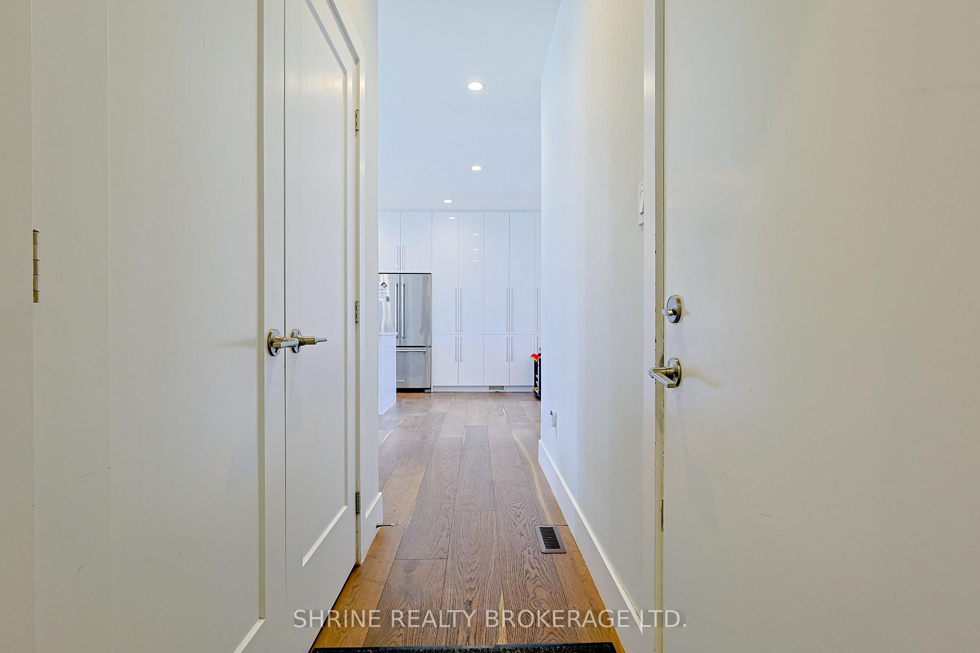 Photo 13 of 2170 Debra Drive, London, South V — HOMEH