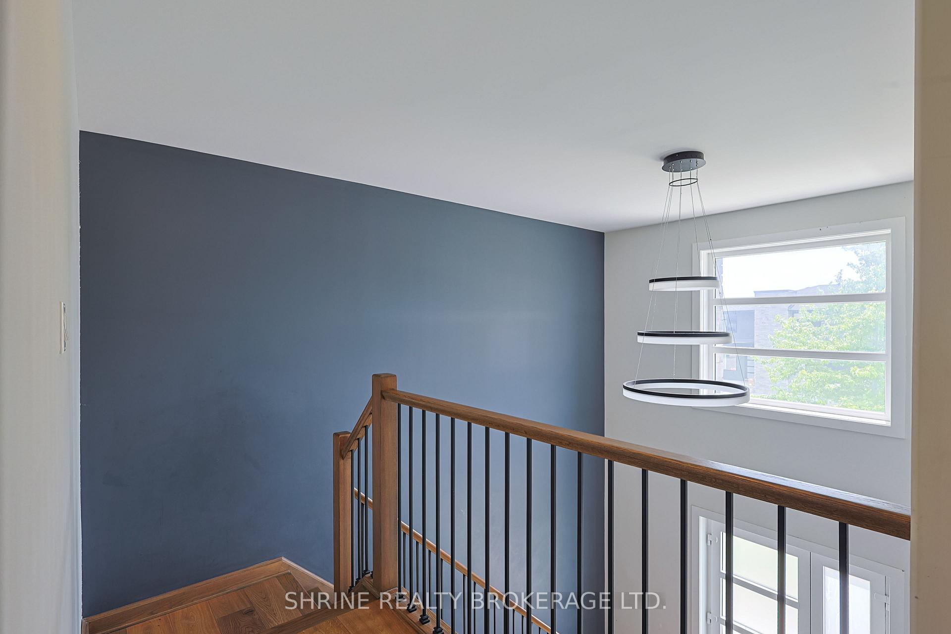 Photo 16 of 2170 Debra Drive, London, South V — HOMEH