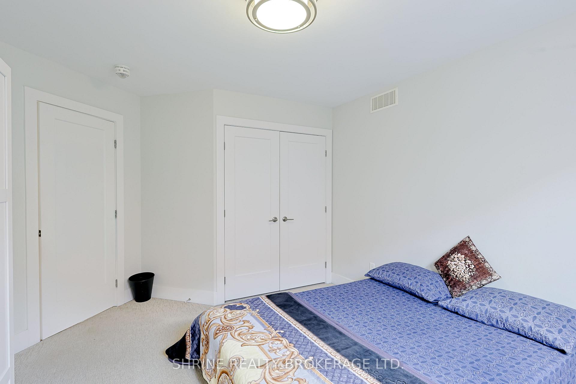 Photo 18 of 2170 Debra Drive, London, South V — HOMEH