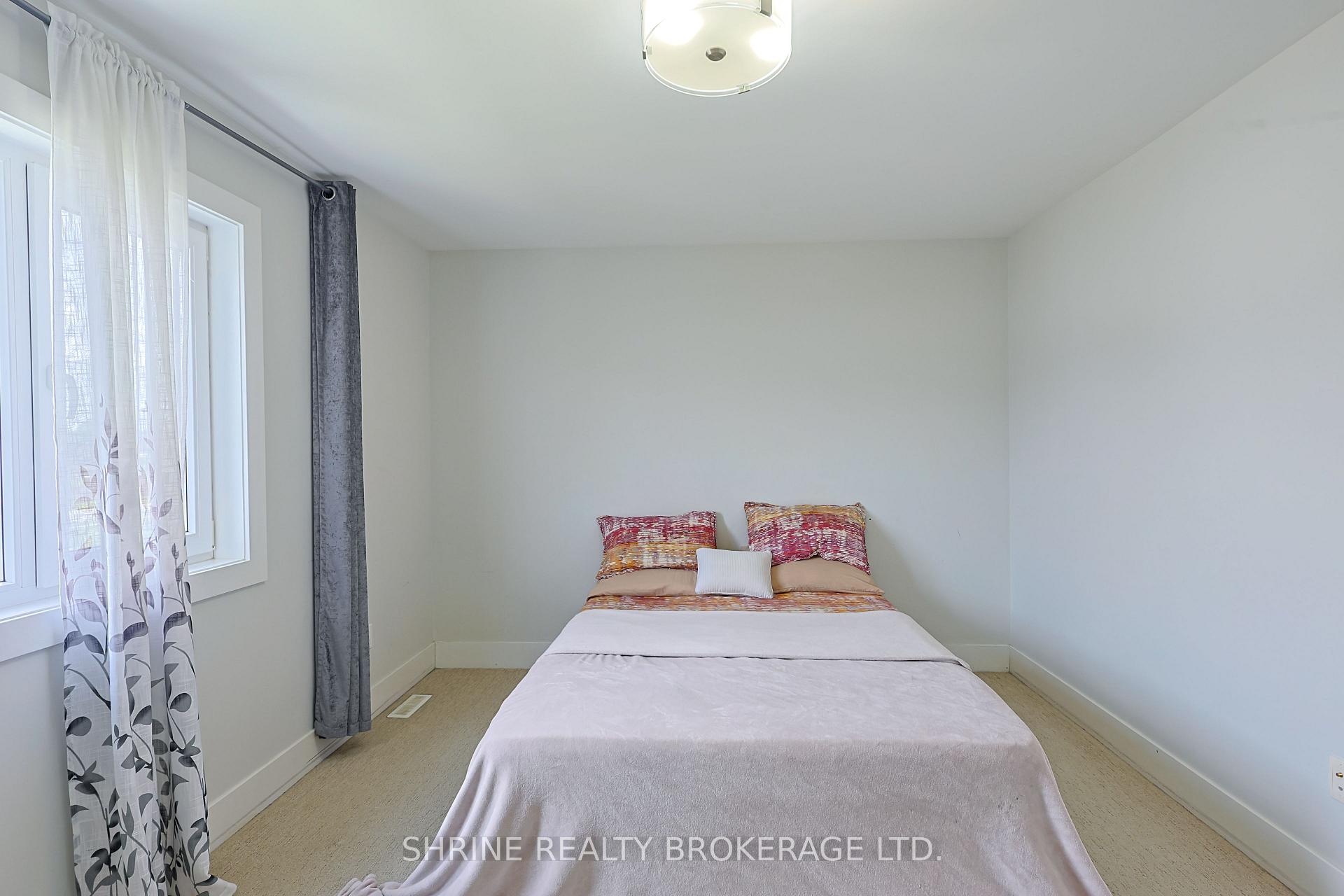 Photo 20 of 2170 Debra Drive, London, South V — HOMEH