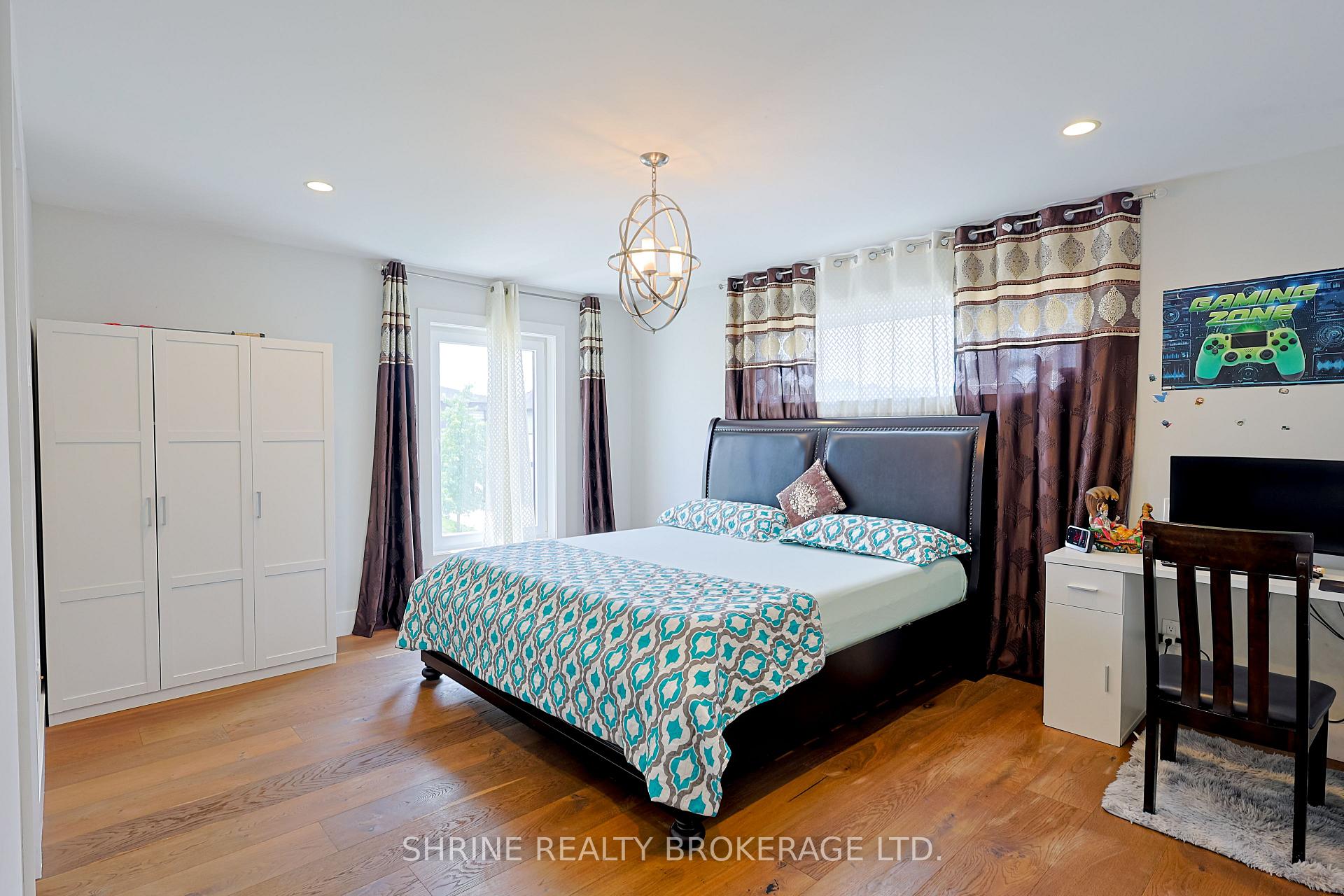 Photo 25 of 2170 Debra Drive, London, South V — HOMEH