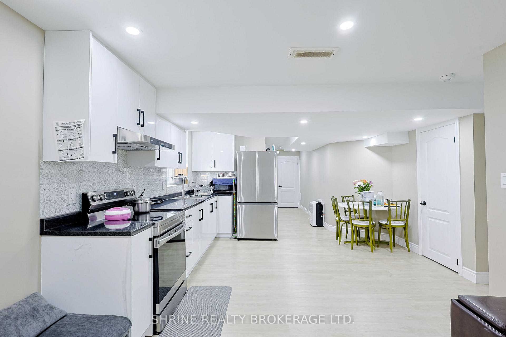 Photo 33 of 2170 Debra Drive, London, South V — HOMEH