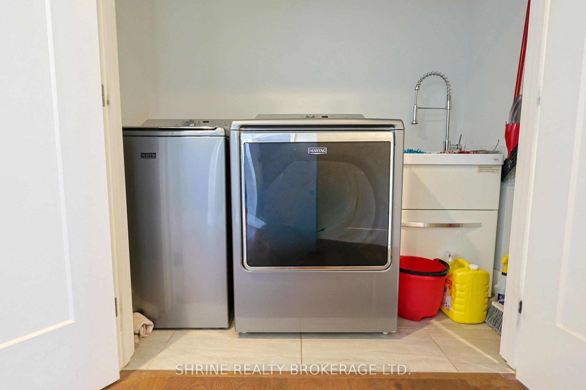 Photo 45 of 2170 Debra Drive, London, South V — HOMEH