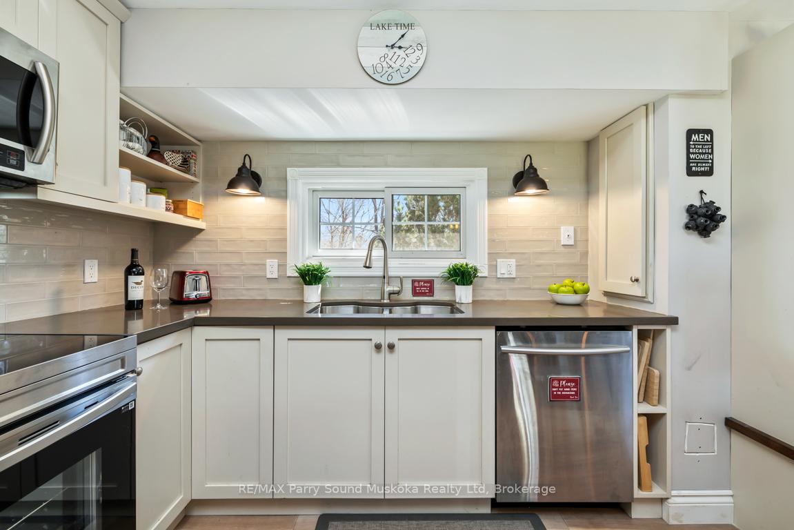 Photo 12 of 5 Meharg Drive, McKellar — HOMEH