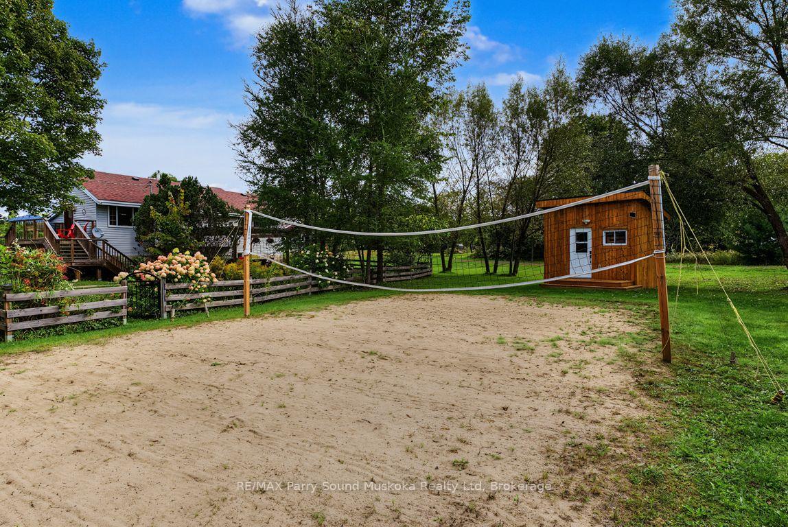 Photo 58 of 5 Meharg Drive, McKellar — HOMEH