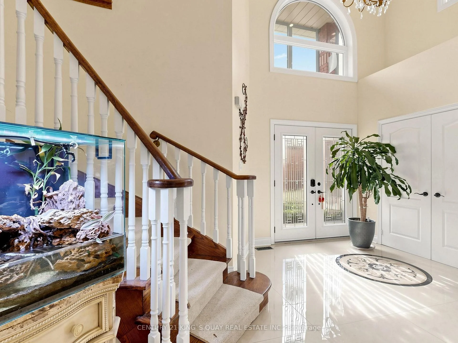Photo 14 of 34 Looker Drive, Barrie, Holly — HOMEH